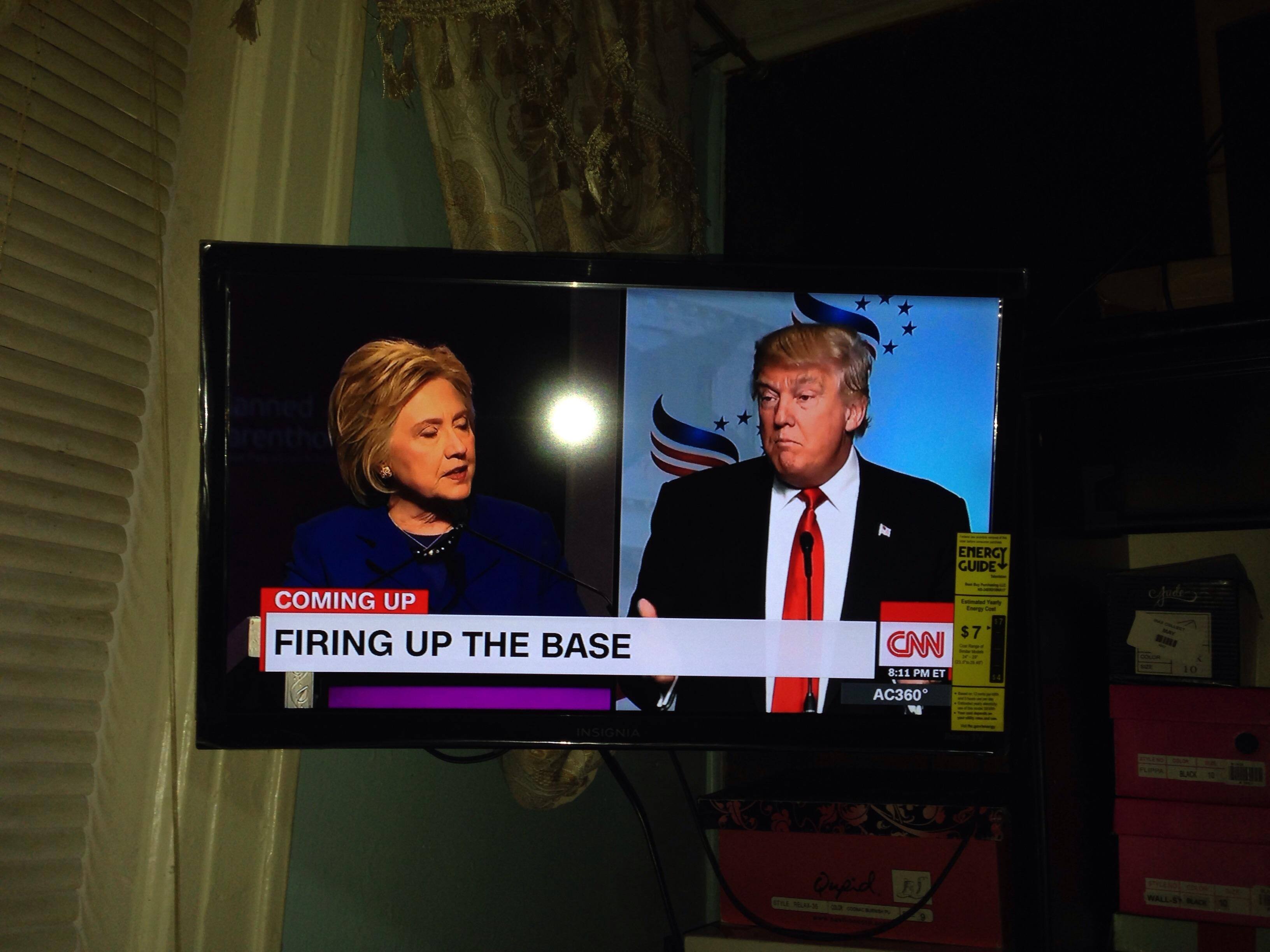 TV fully out for viewing, click to load a larger version