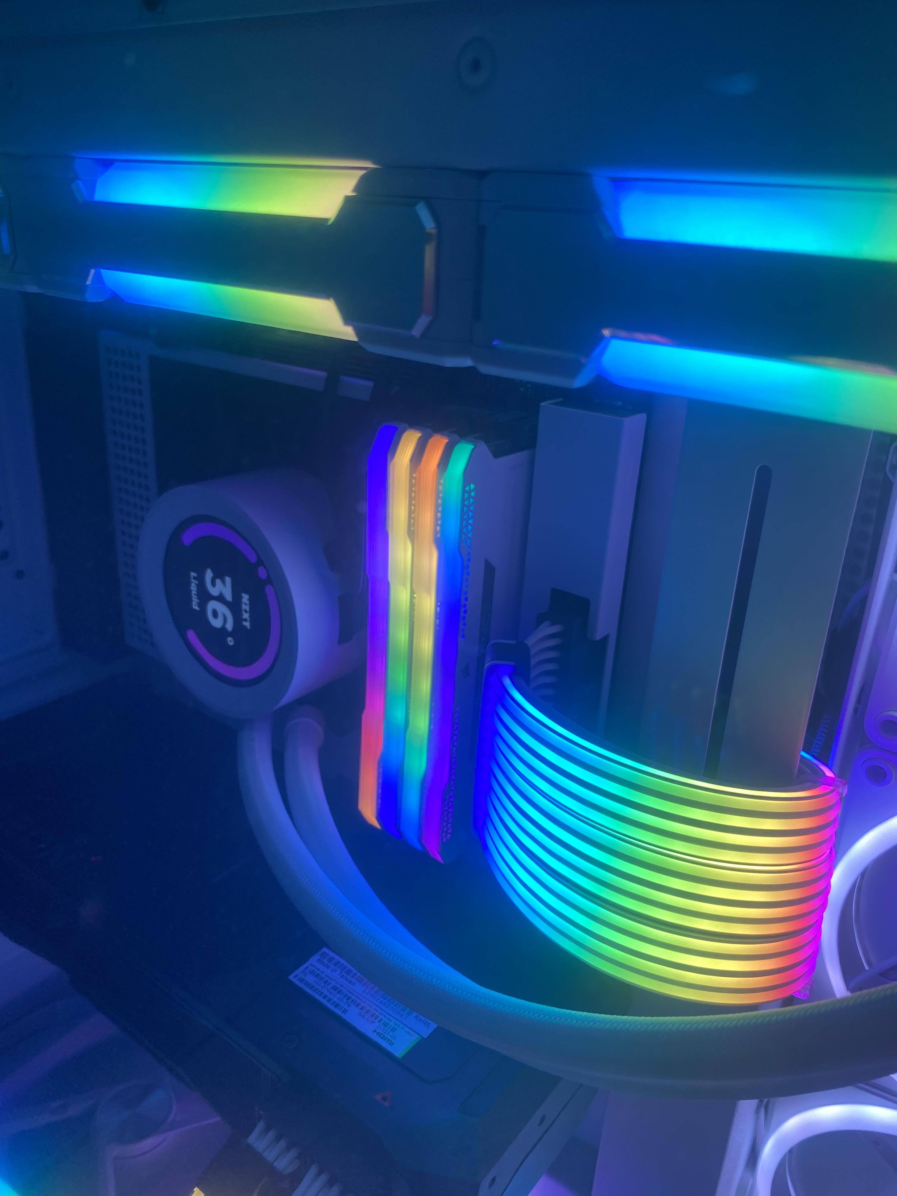 NZXT Kraken Z73 RGB 360MM Liquid Cooling System White RL-KRZ73-RW
