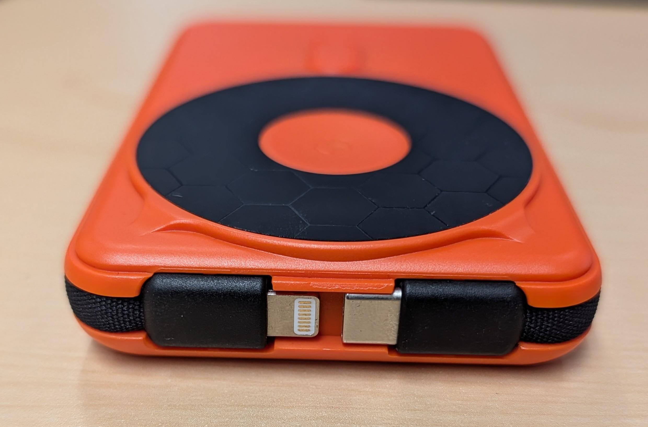 Included charging wires, click to load a larger version