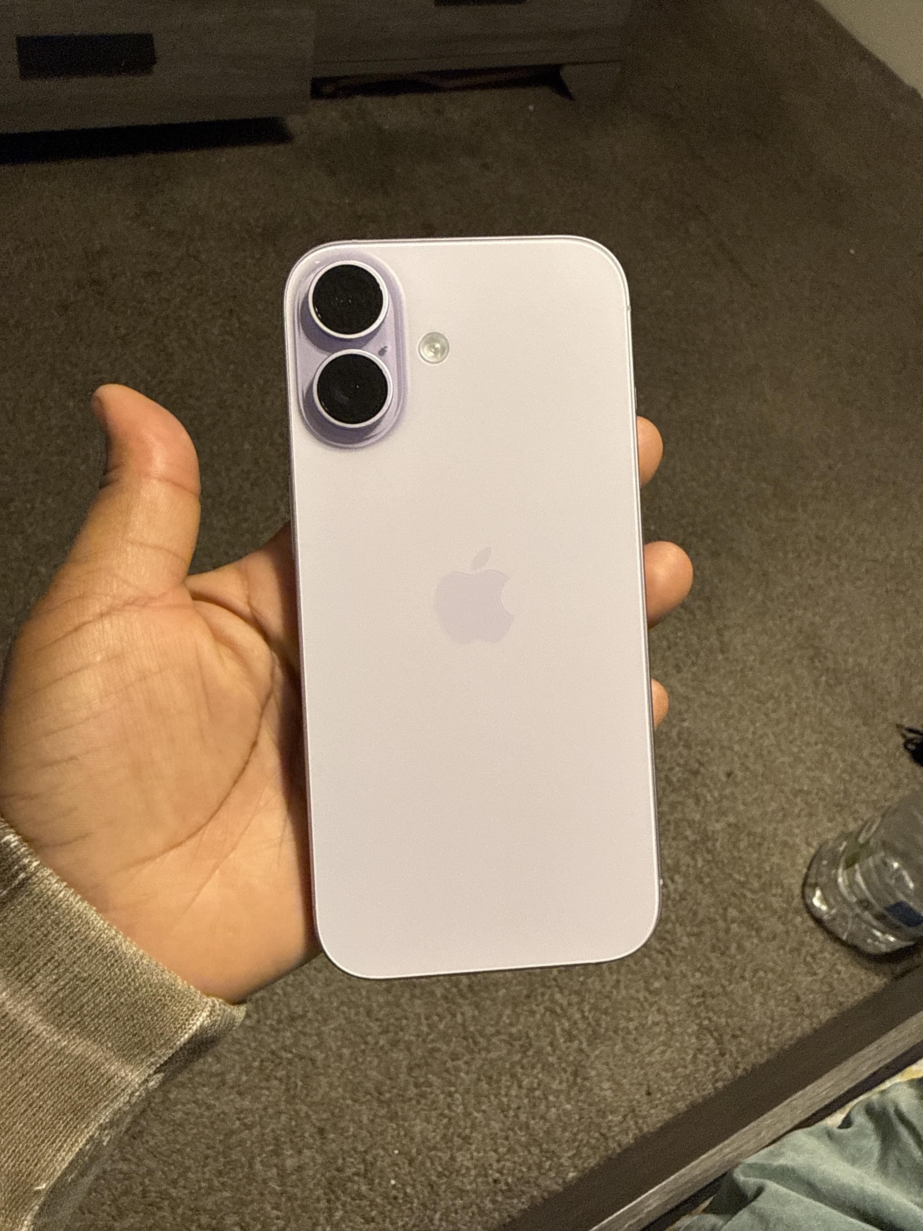 Apple iPhone 17 256GB White (AT&T) MG474LL/A - Best Buy