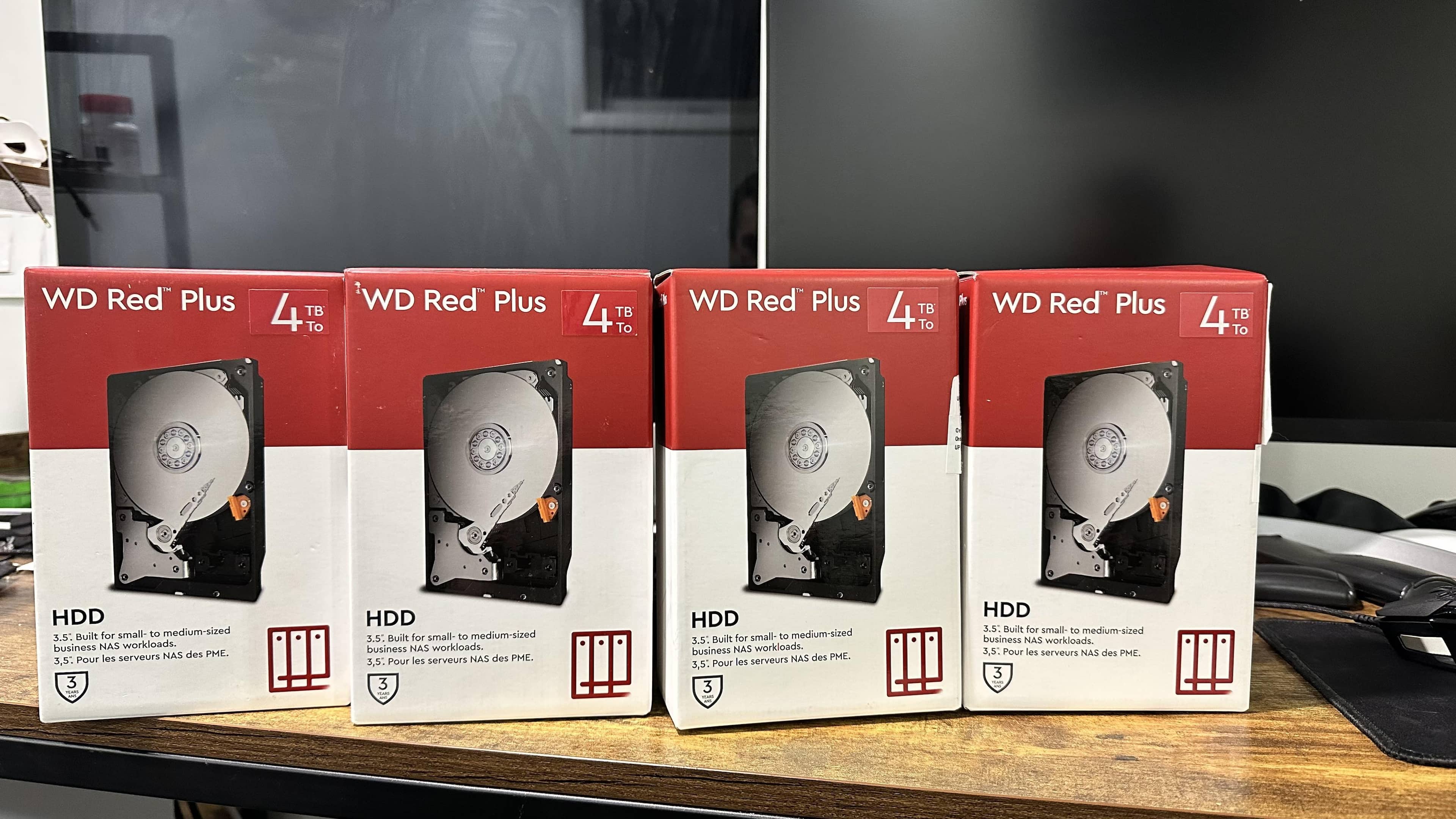 WD Red Plus 4TB NAS Internal Hard Drive WD40EFPX - Best Buy