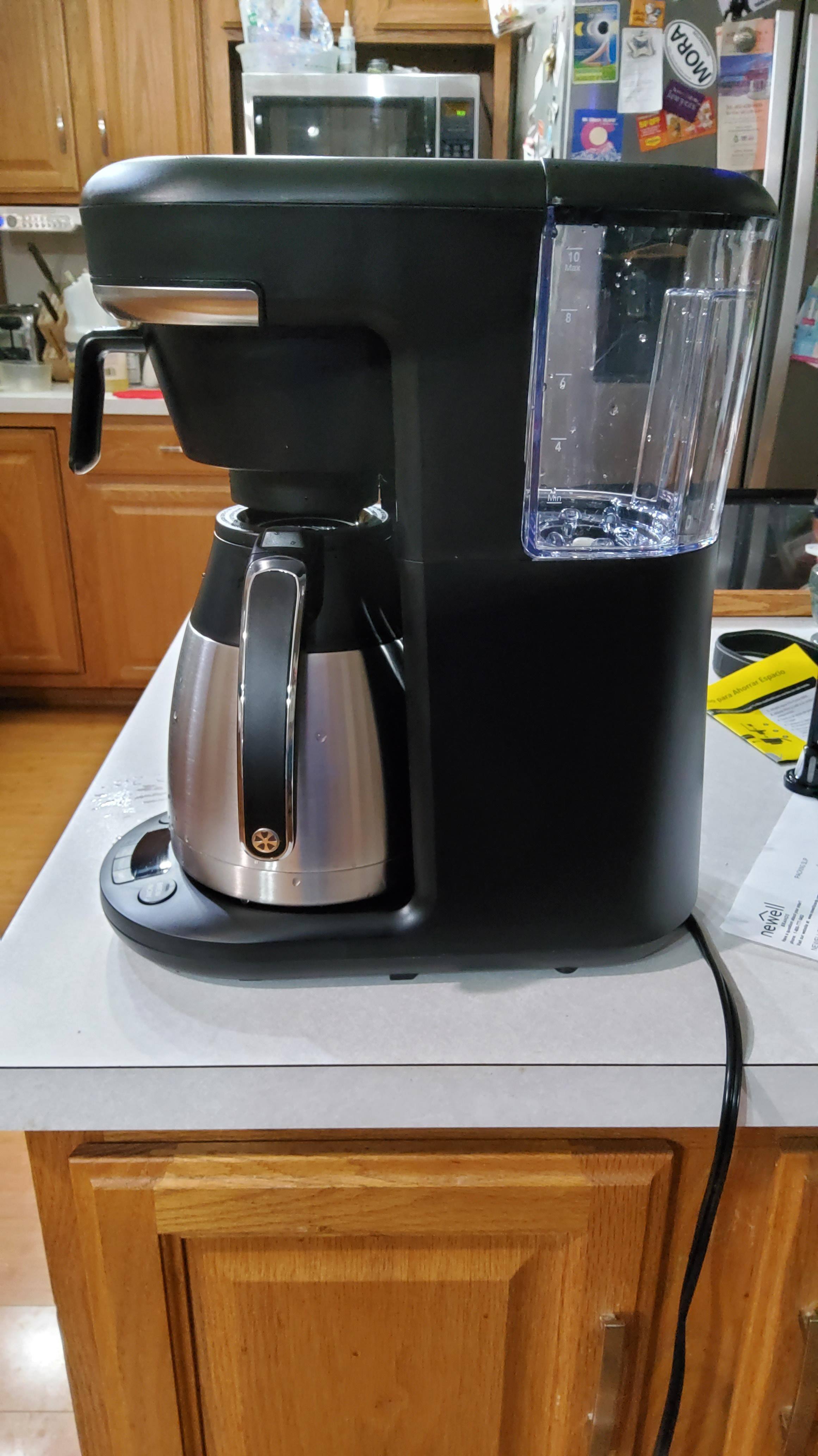 complete unit with carafe, click to load a larger version