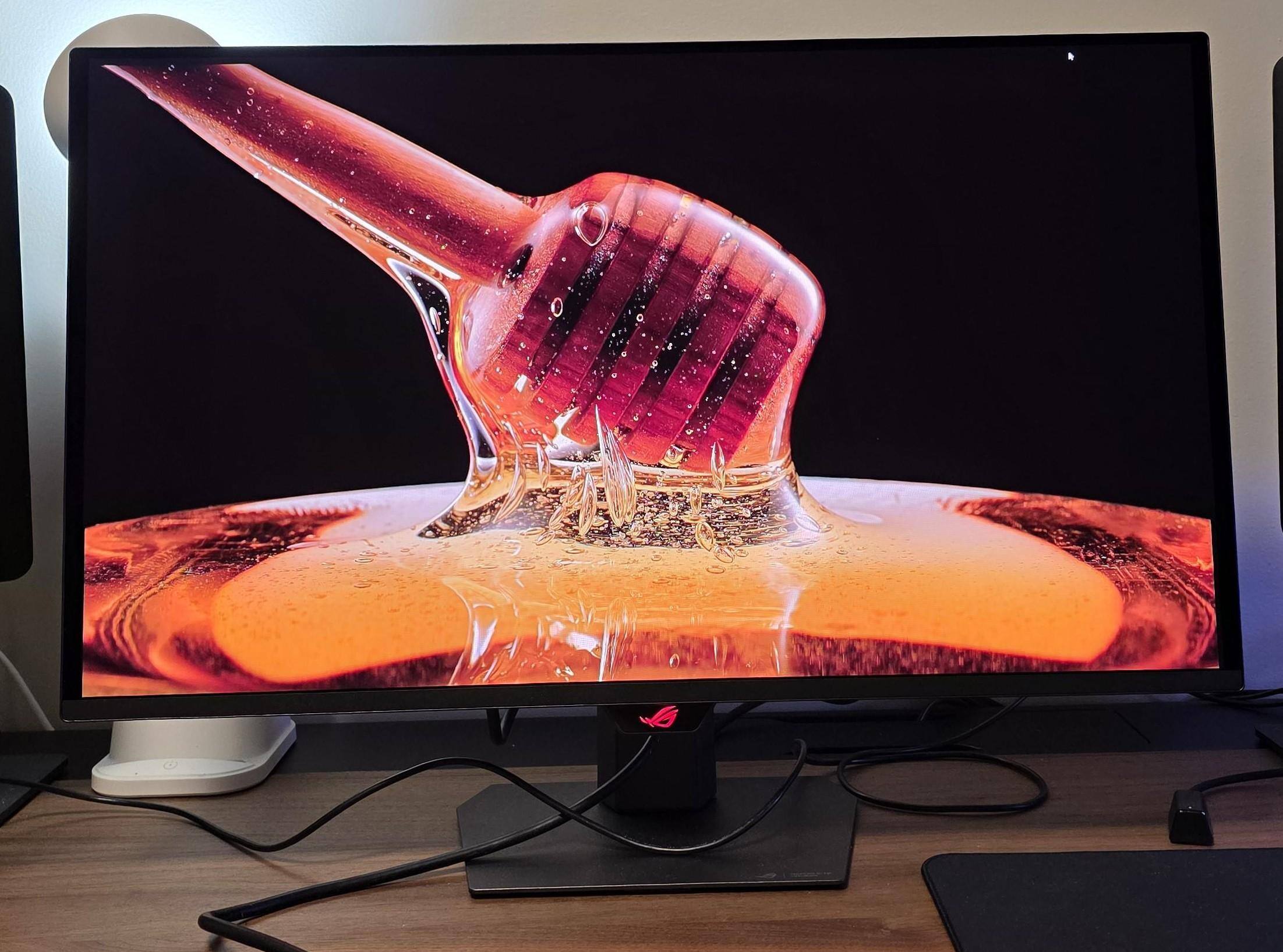 Monitor display test., click to load a larger version