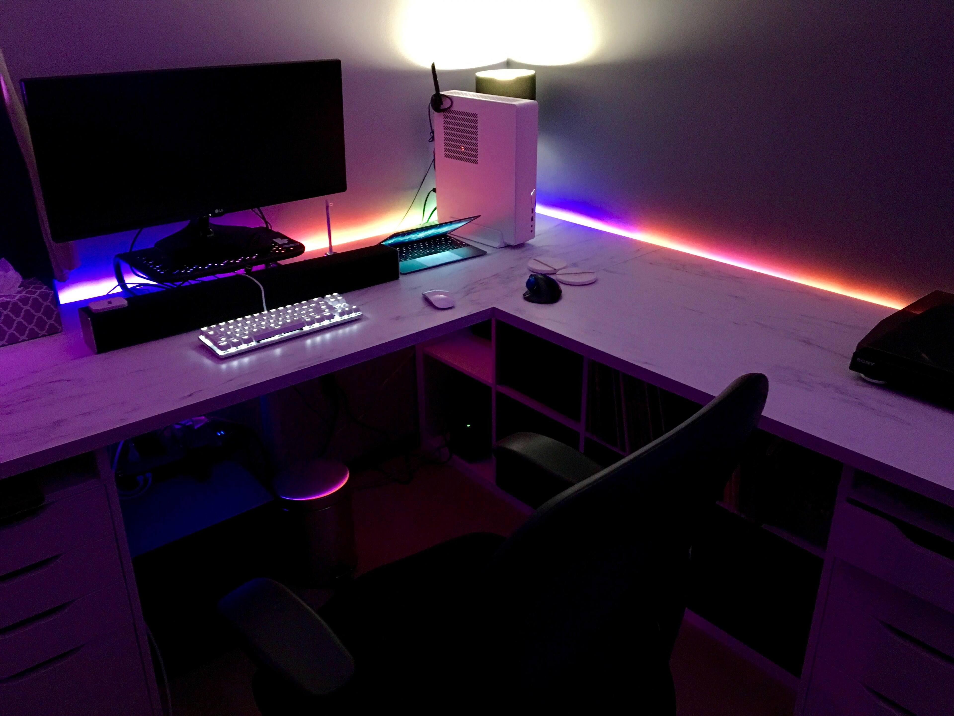 Rainbow multi-color effect., click to load a larger version