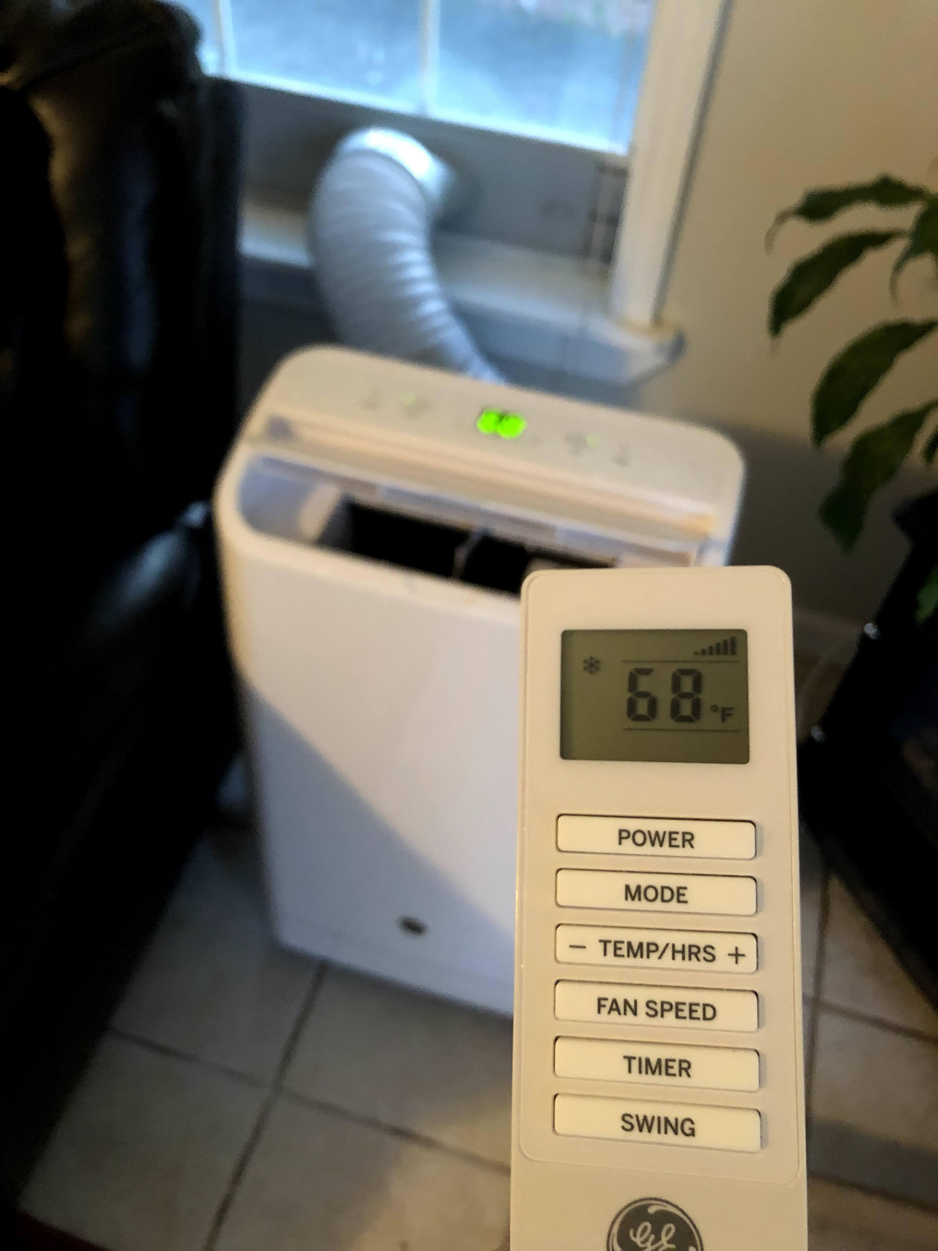 Remote, click to load a larger version