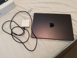 Apple MacBook Pro 14 inch Apple M4 chip Built for Apple Apple MacBook Pro 14 inch Apple M4 chip Built for Apple