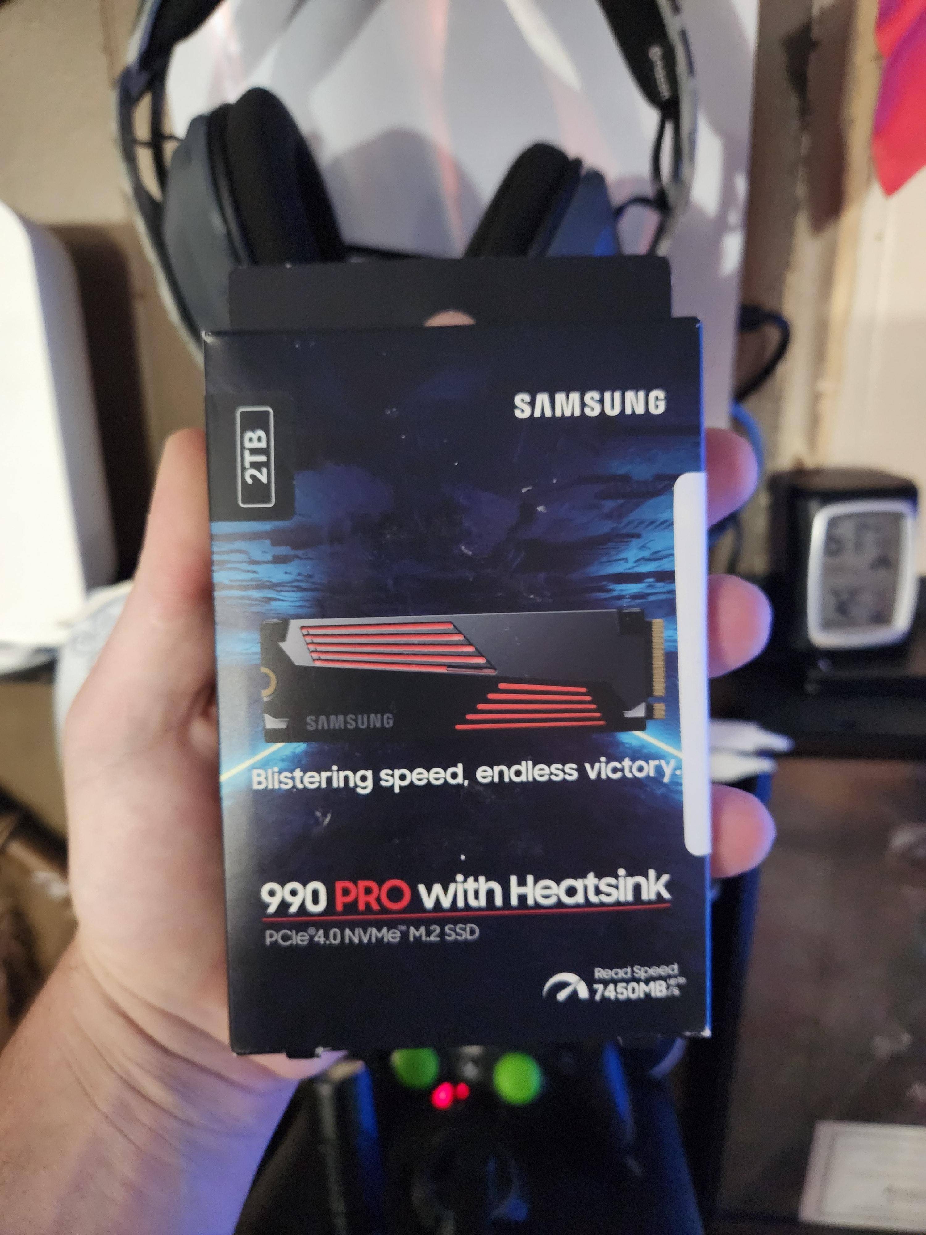 Samsung Geek Squad Certified Refurbished 990 PRO 2TB Internal SSD