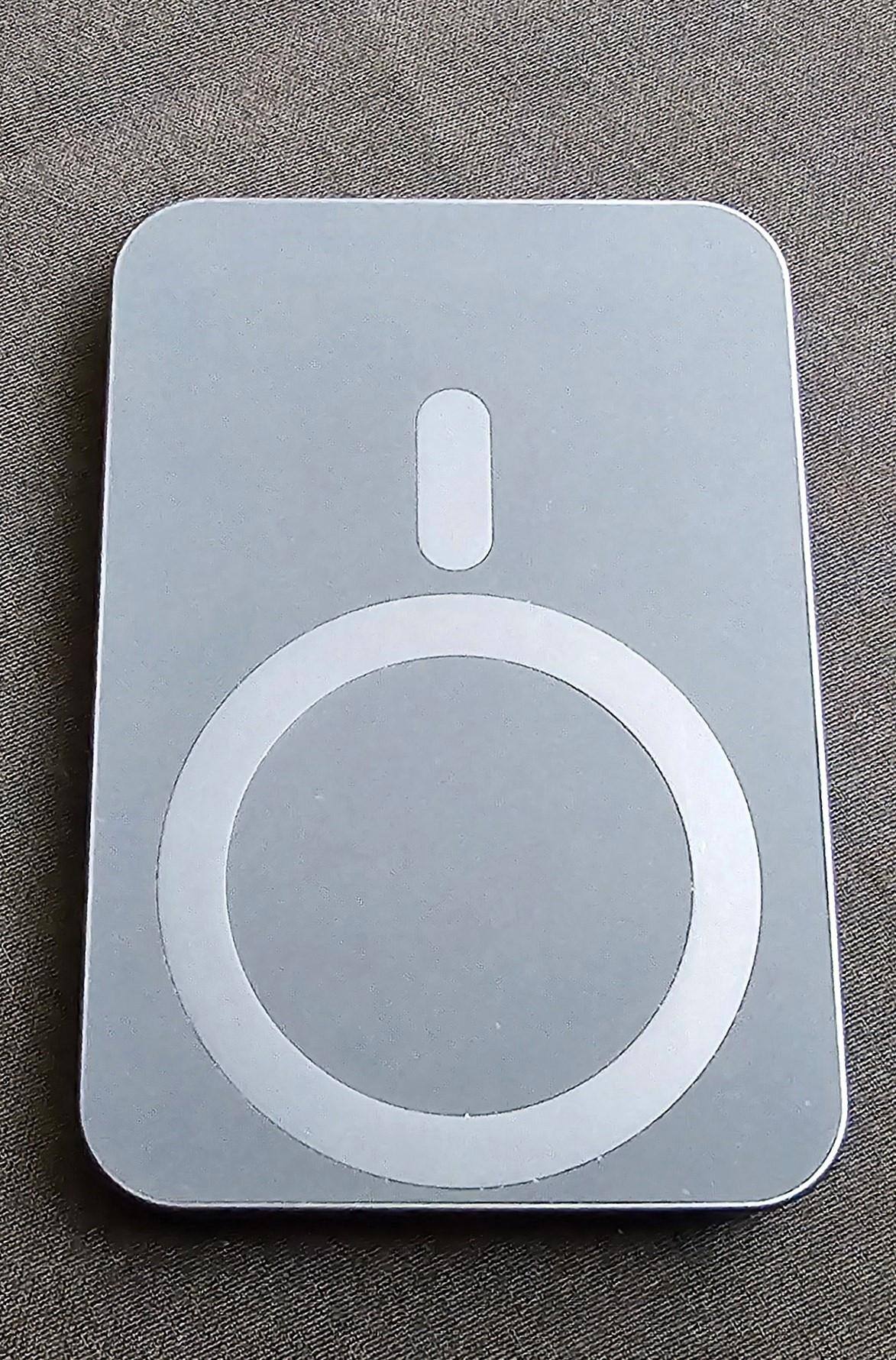 Strong magnet to keep wireless charging going while its on my phone, click to load a larger version