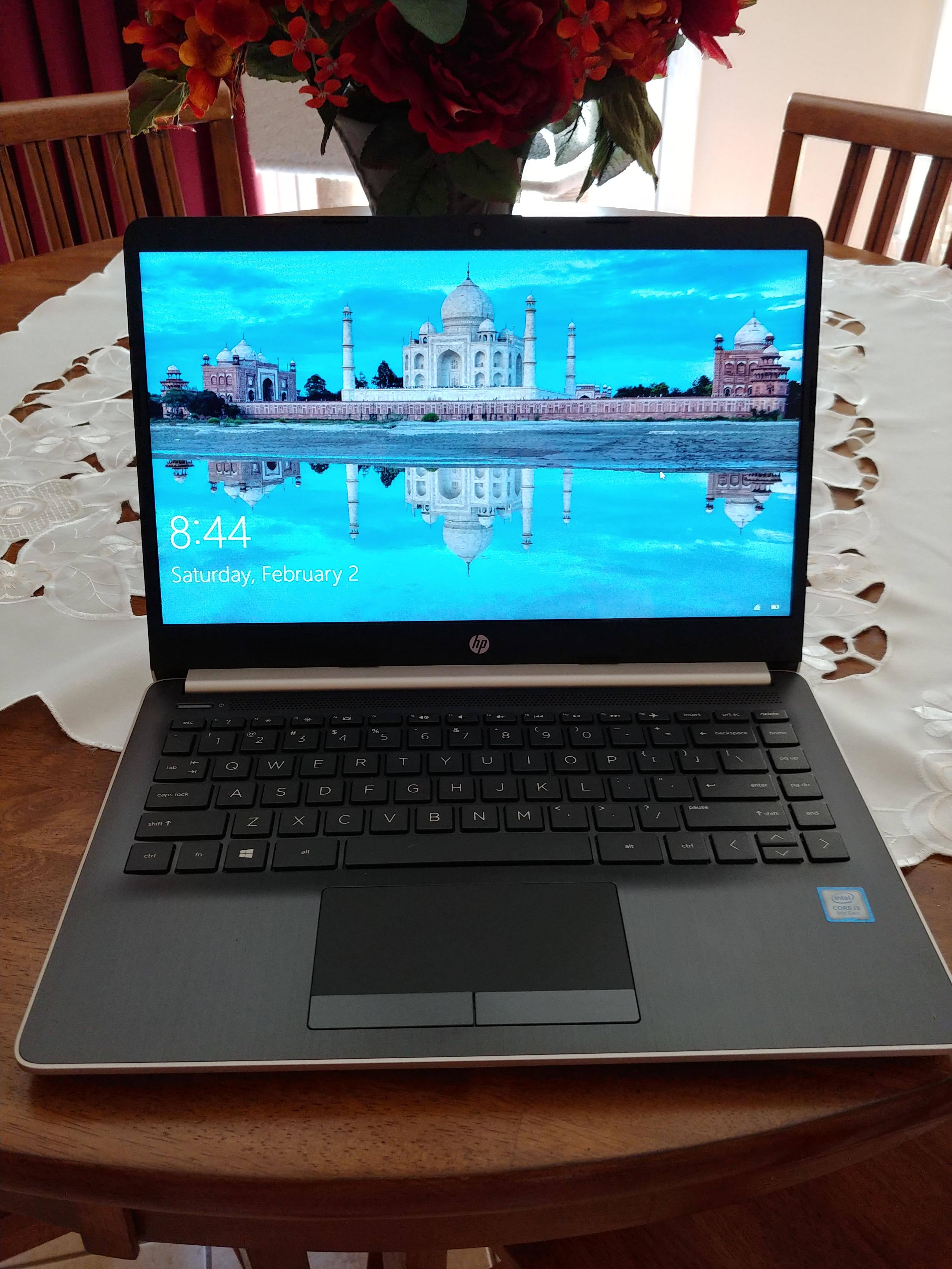 Love the screen saver pics, click to load a larger version