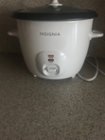  Insignia - 2.6-Quart Rice Cooker - White (NS-RC14WH7