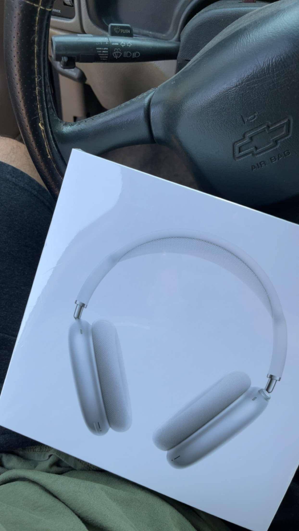 Customer provided, click to load a larger version