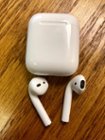 Apple AirPods with Charging Case (1st Generation) White MMEF2AM/A - Best Buy