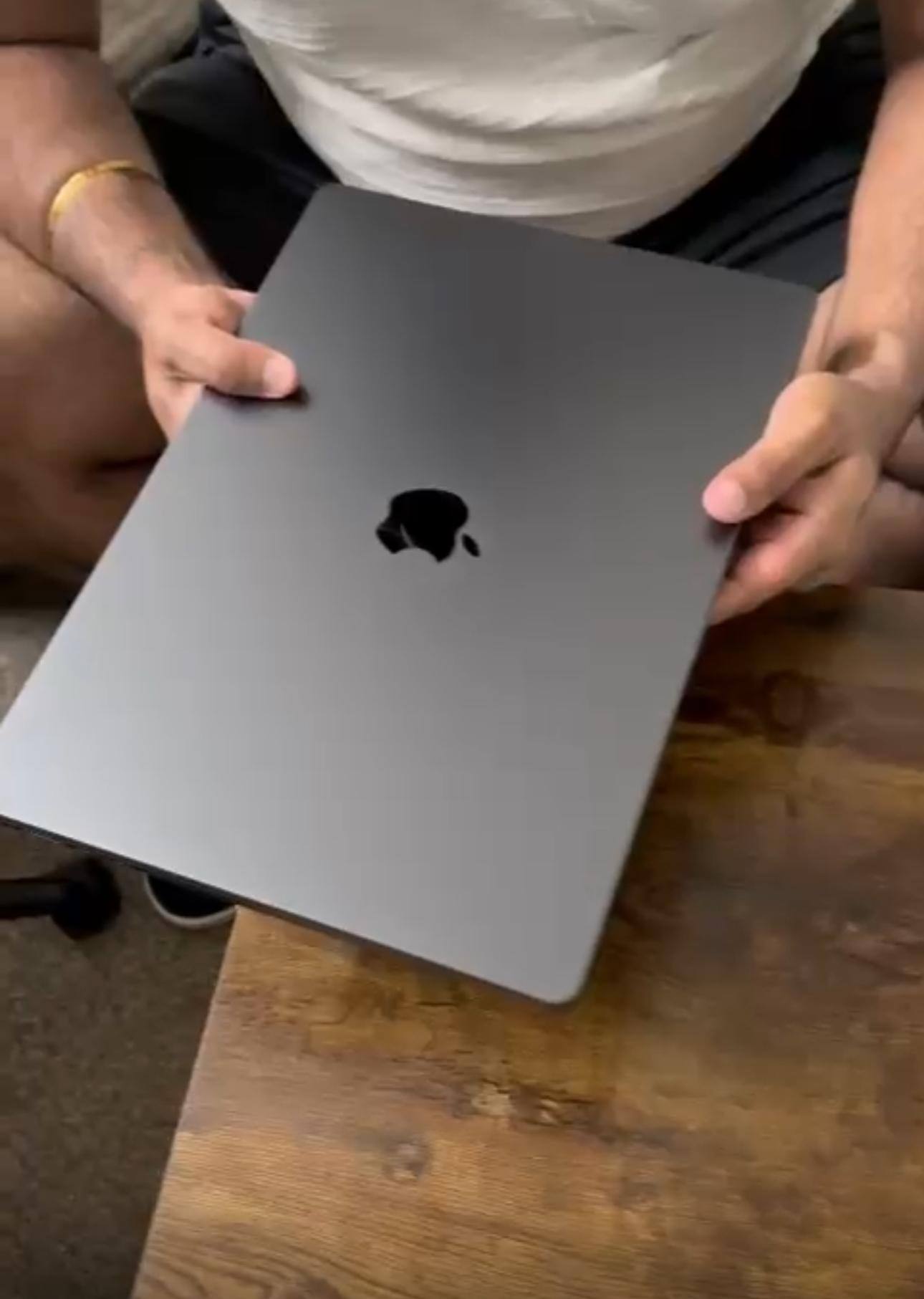 Customer provided, click to load a larger version