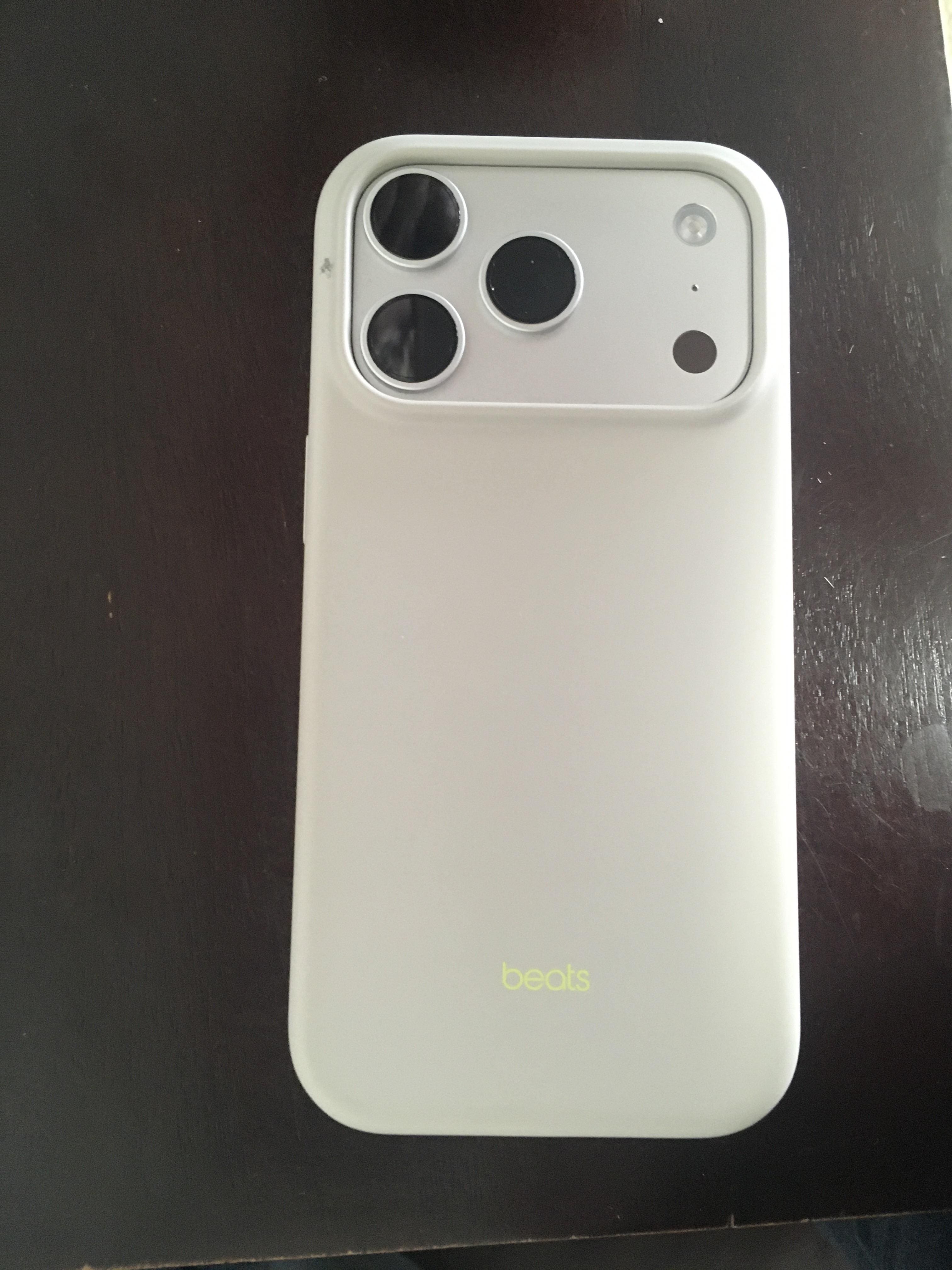 Beats iPhone 17 Pro Case with MagSafe and Camera Control Granite