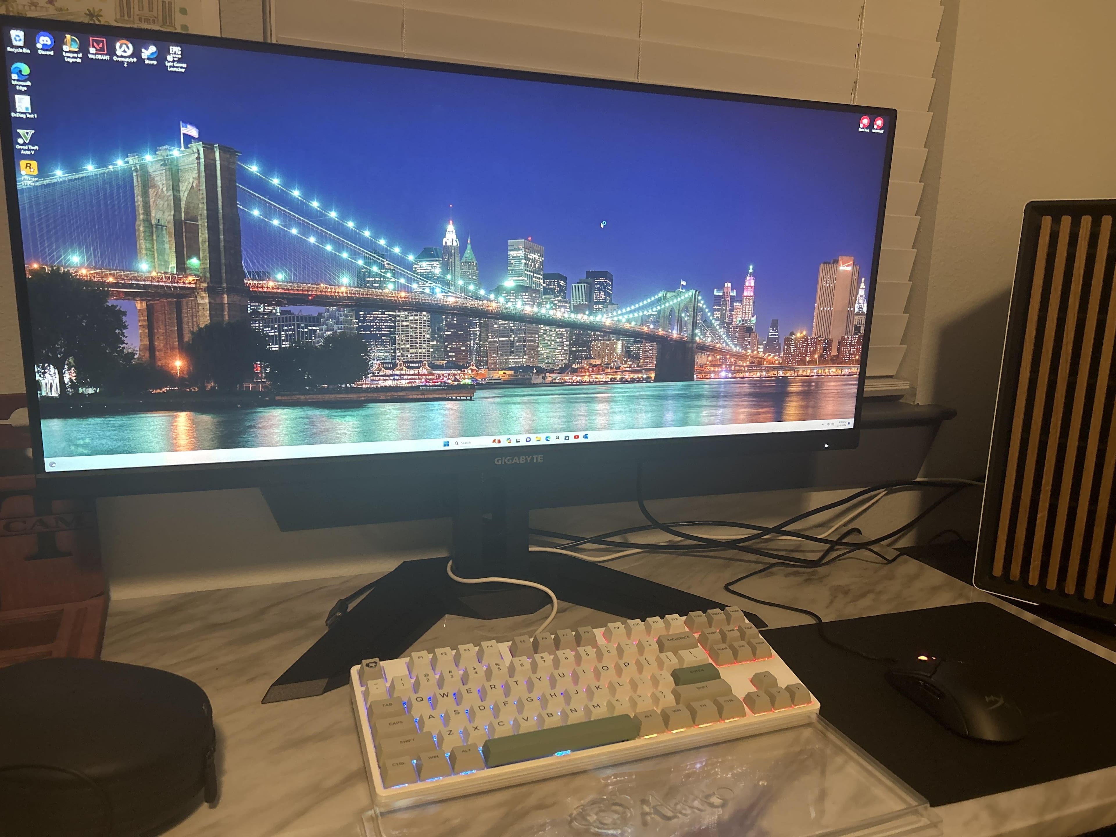 GIGABYTE M34WQ 34