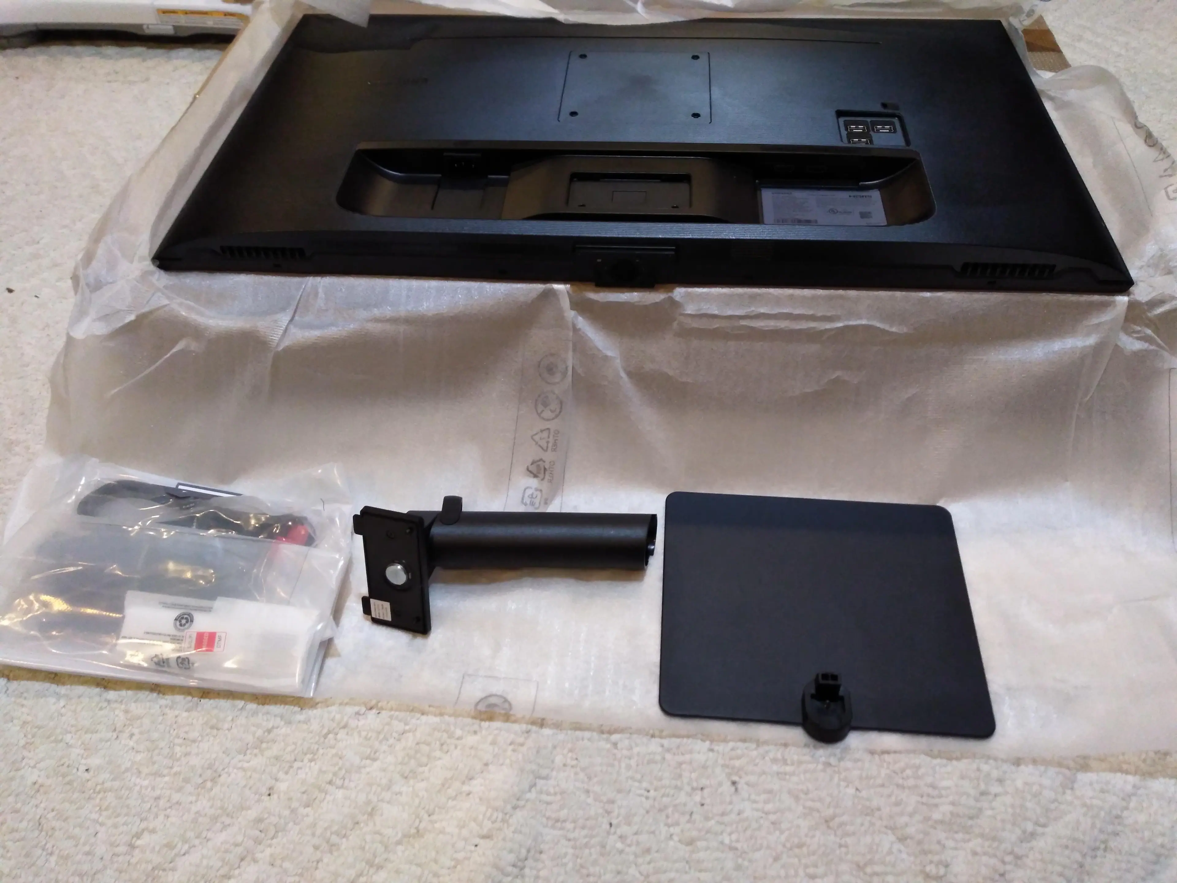 Unboxing the goodies, click to load a larger version