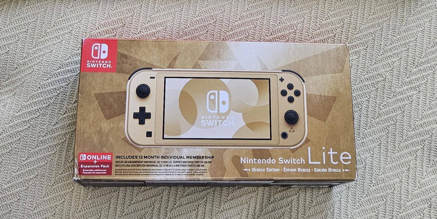 Switch Lite: Hyrule Edition with Bonus Nintendo Switch Online +