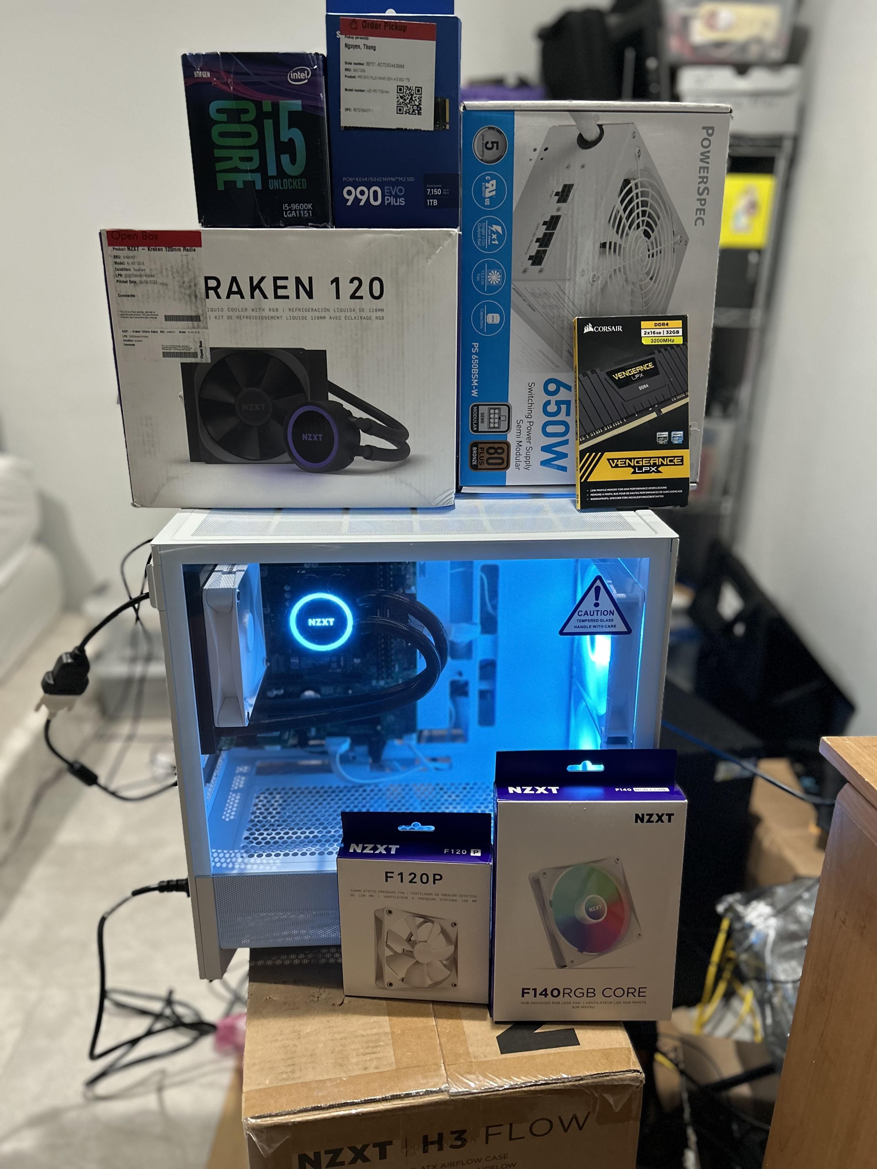 NZXT Kraken 120mm Radiator CPU Liquid Cooler (1 x 120mm Aer P Fan