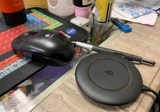 Qi on my Desk. Ignore the mess!, click to load a larger version