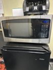 Best Buy: Insignia™ 1.1 Cu. Ft. Microwave Black Stainless Steel NS-MW11BS9