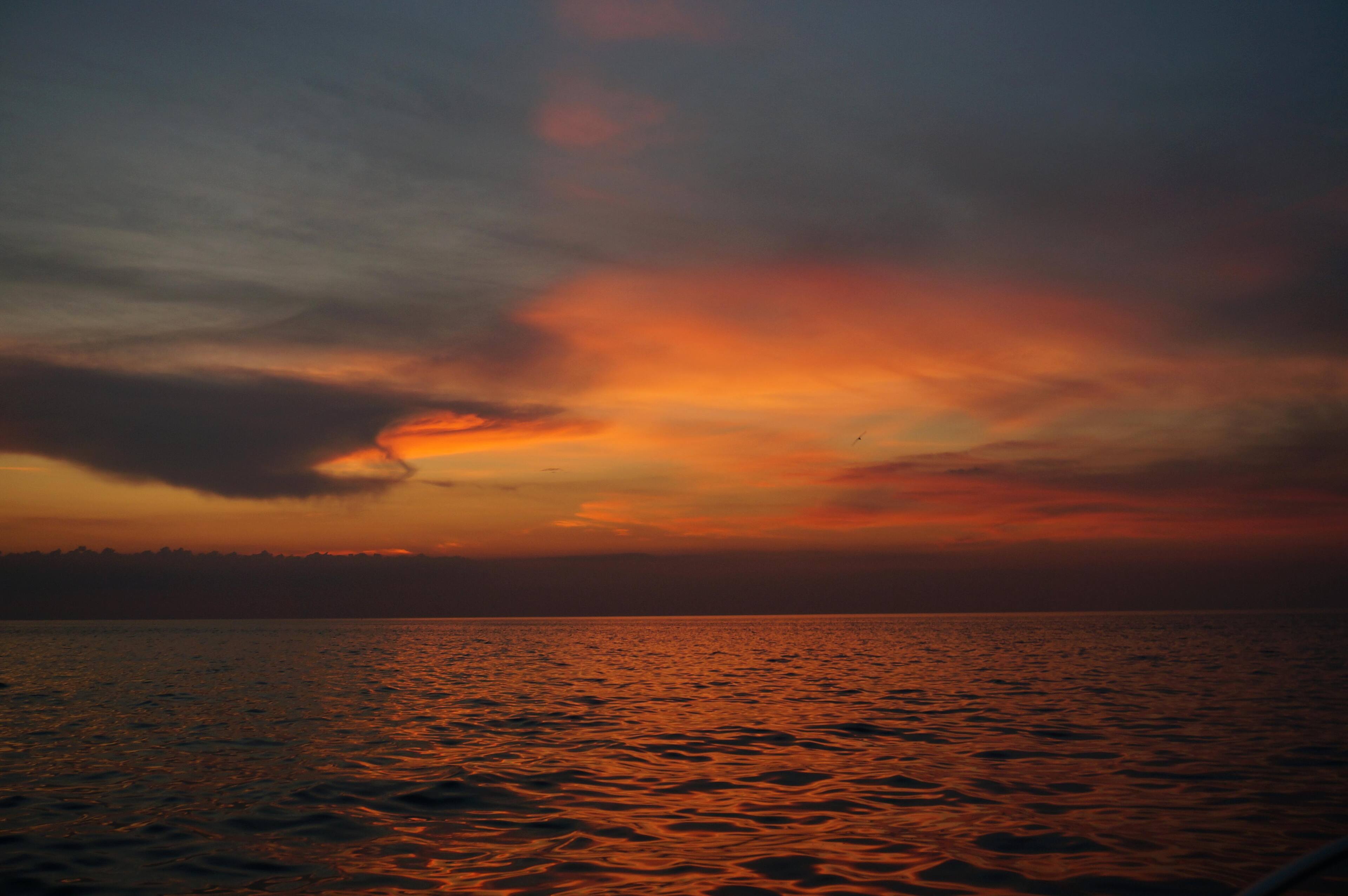 sunset Lake Erie, click to load a larger version