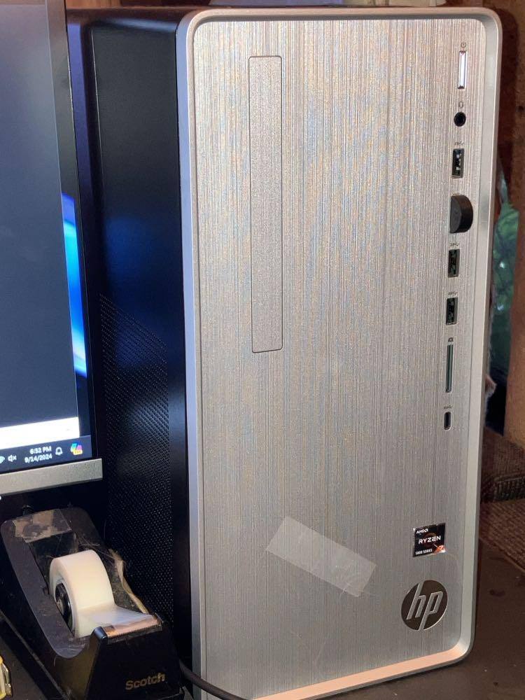 HP Pavilion Desktop AMD Ryzen 7 32GB Memory NVIDIA GeForce