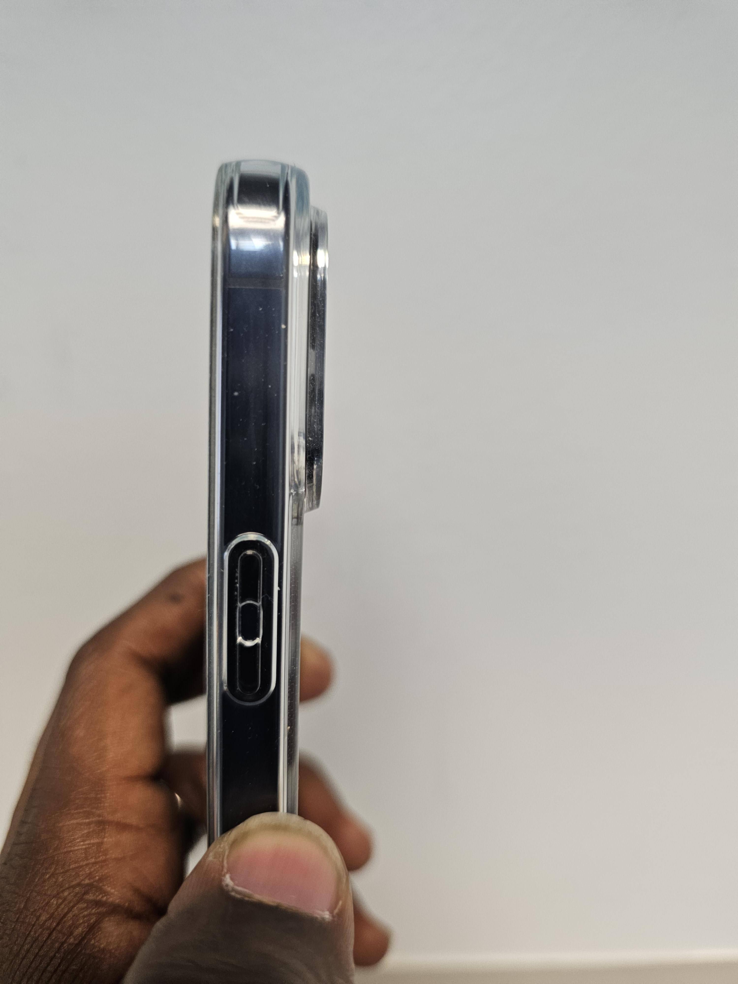 appropriate lip for camera bump., click to load a larger version