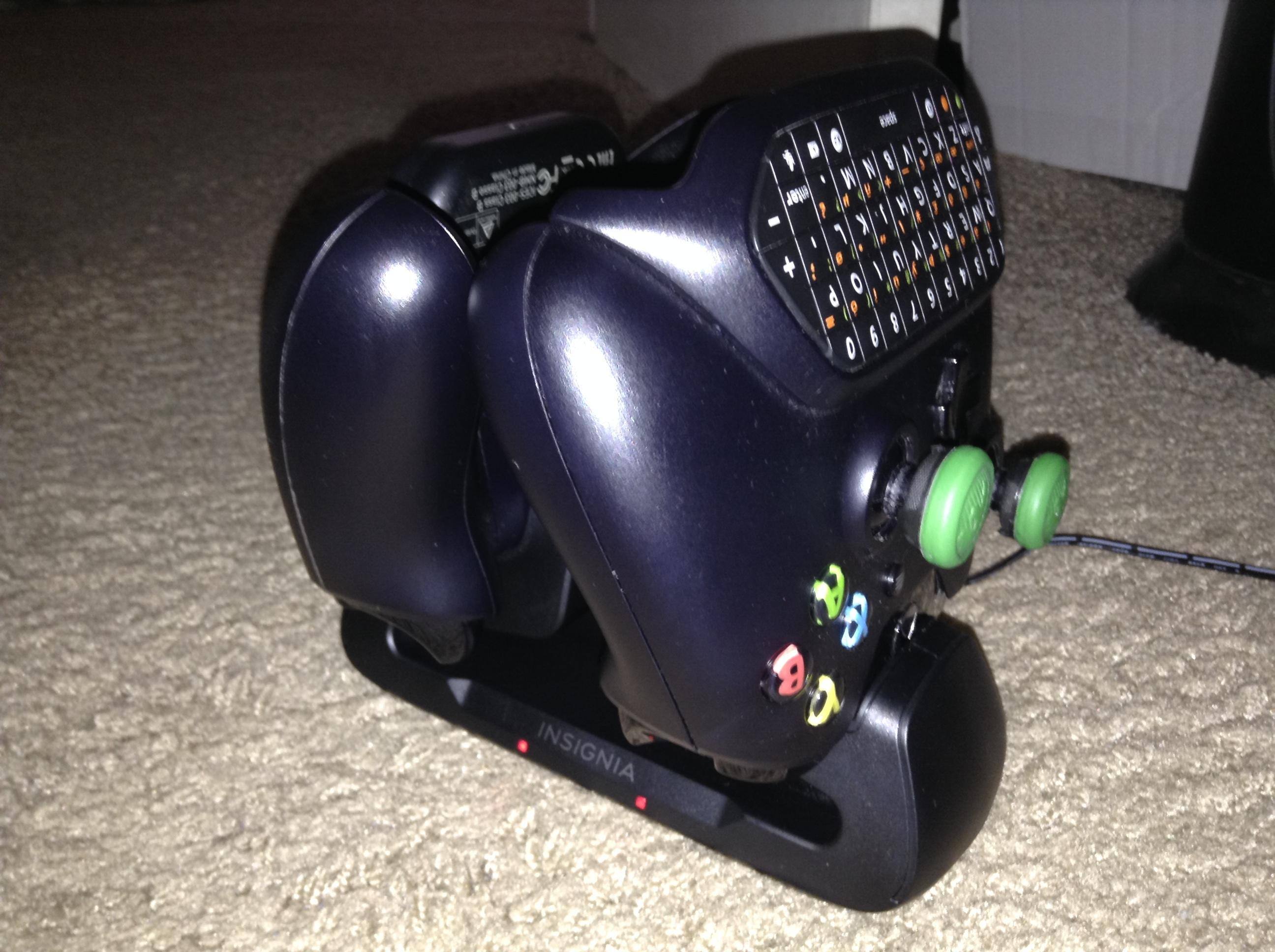 Charging with my chat pad and headset adapter attached wow!!!, click to load a larger version