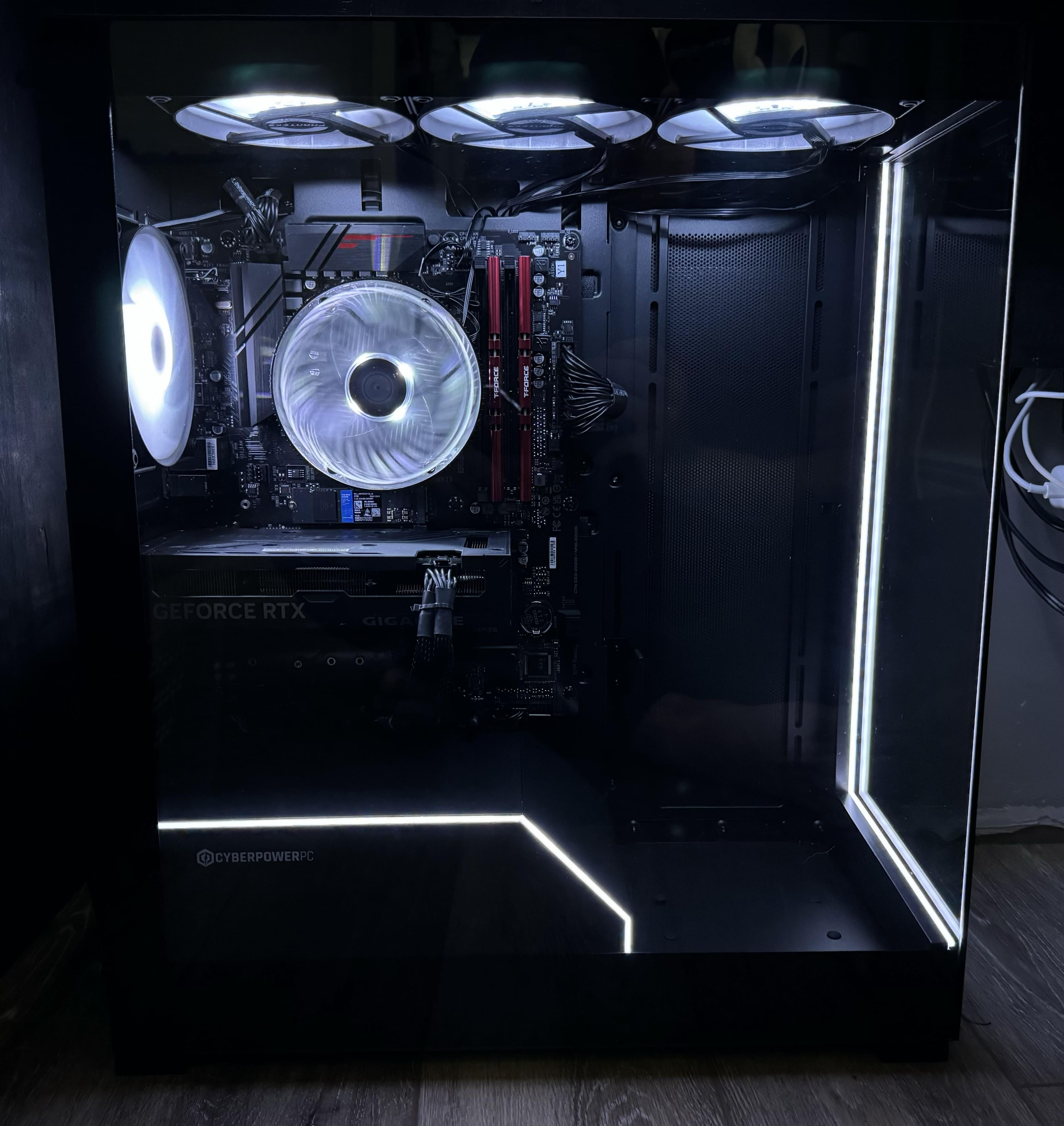 CyberPowerPC Gamer Master Gaming Desktop AMD Ryzen 7 5700