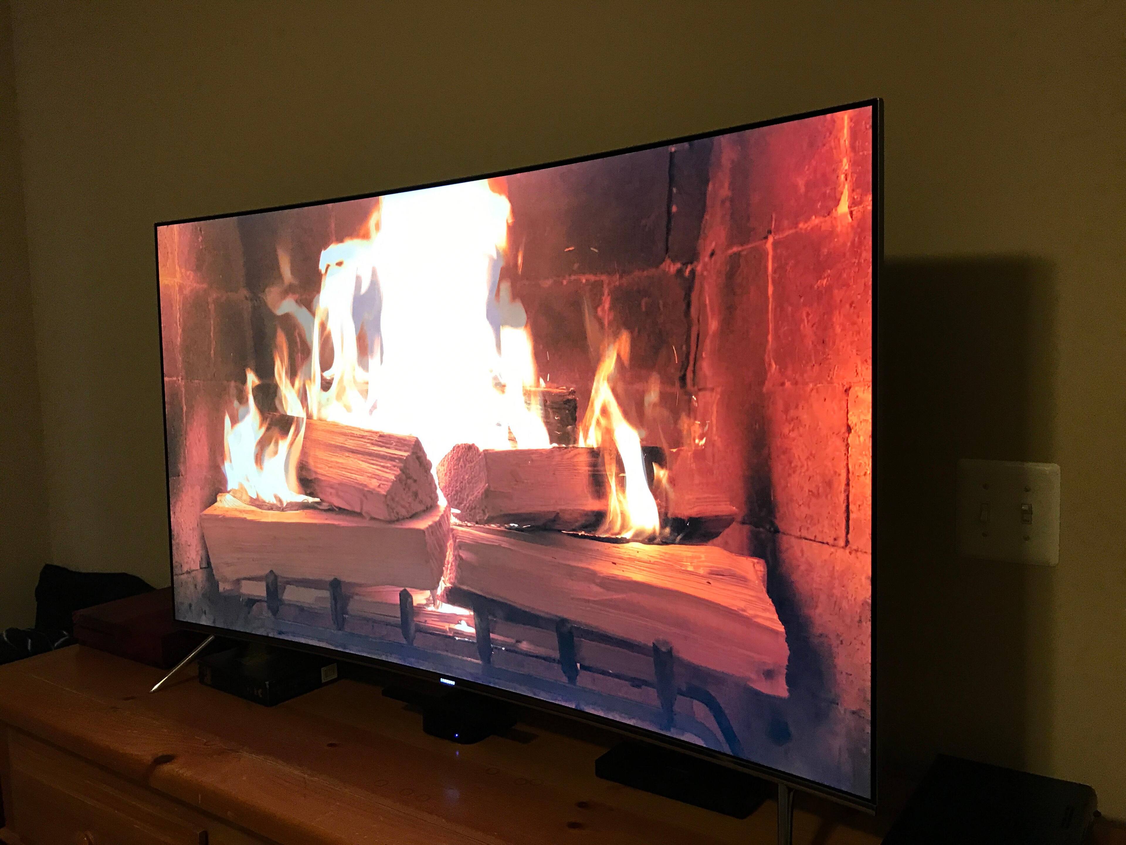 4K Fireplace, click to load a larger version