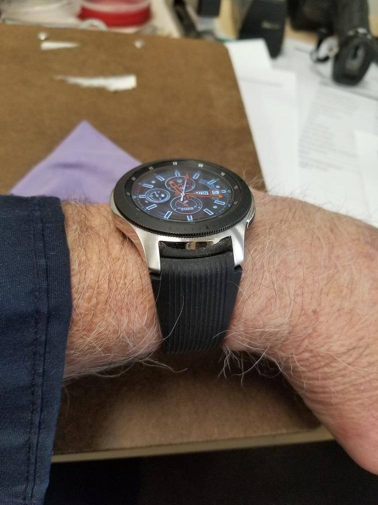 Galaxy Watch 46mm シルバー Samsung Galaxy 46MM Bluetooth & GPS Smart Watch, LTE Unlocked in