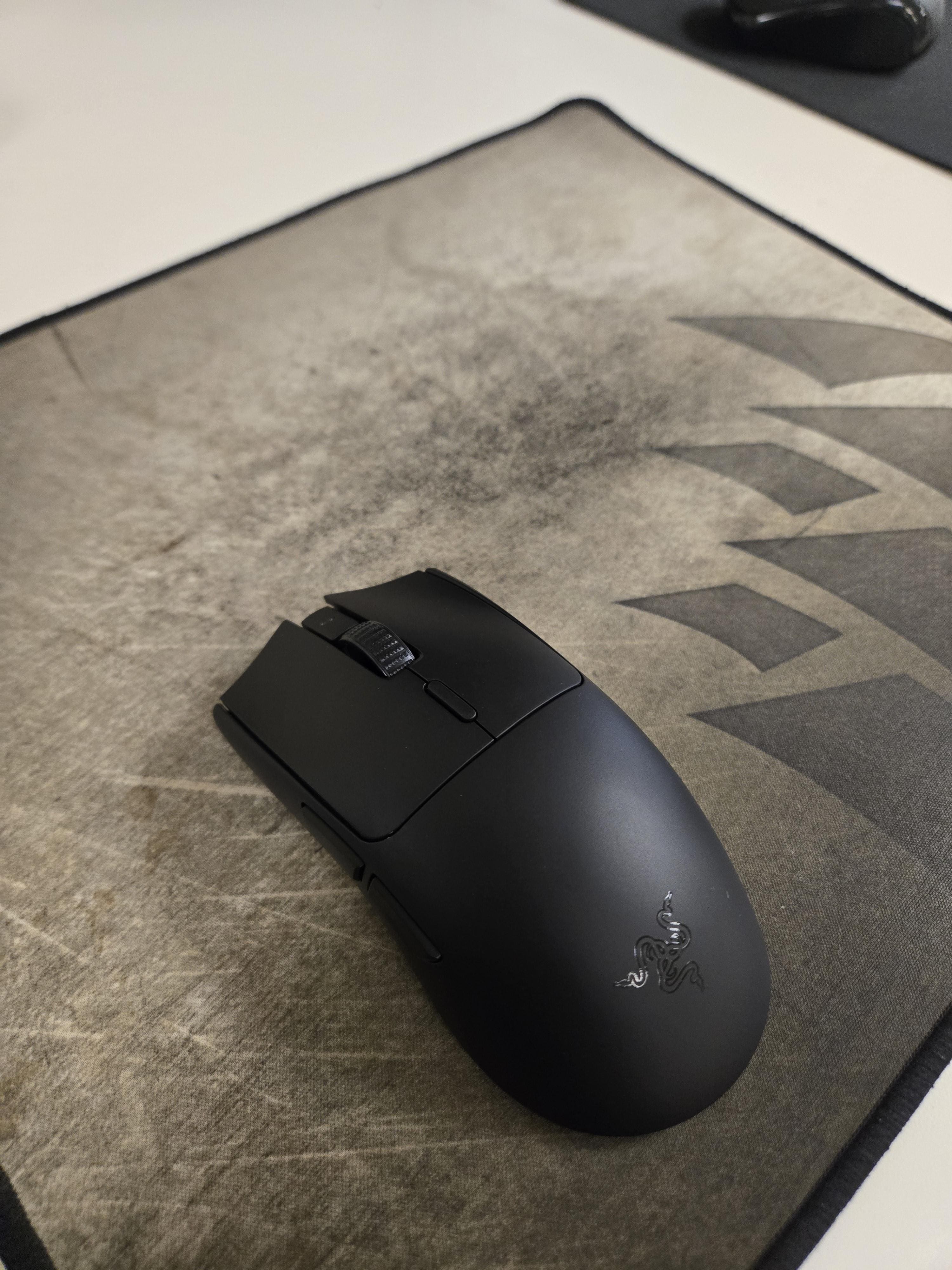 Razer Viper V3 HyperSpeed Lightweight Optical Gaming Mouse with