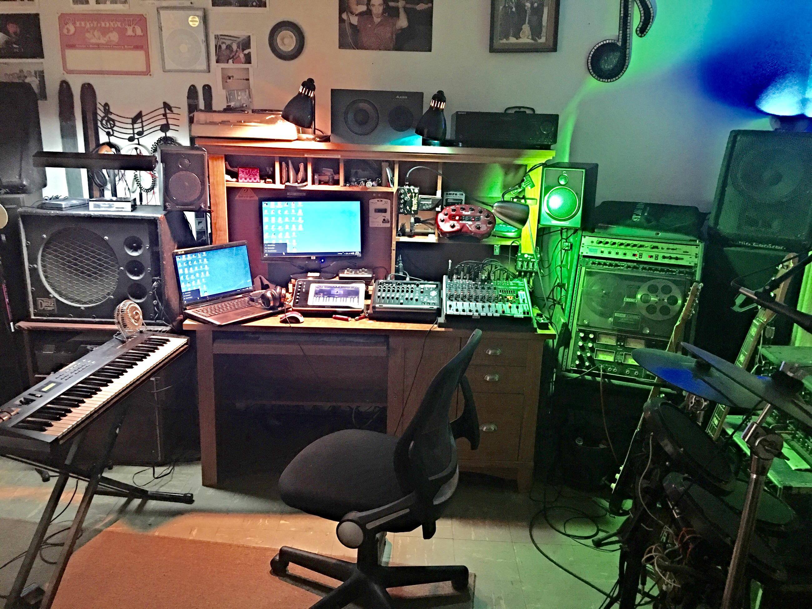 Knobs and buttons, click to load a larger version