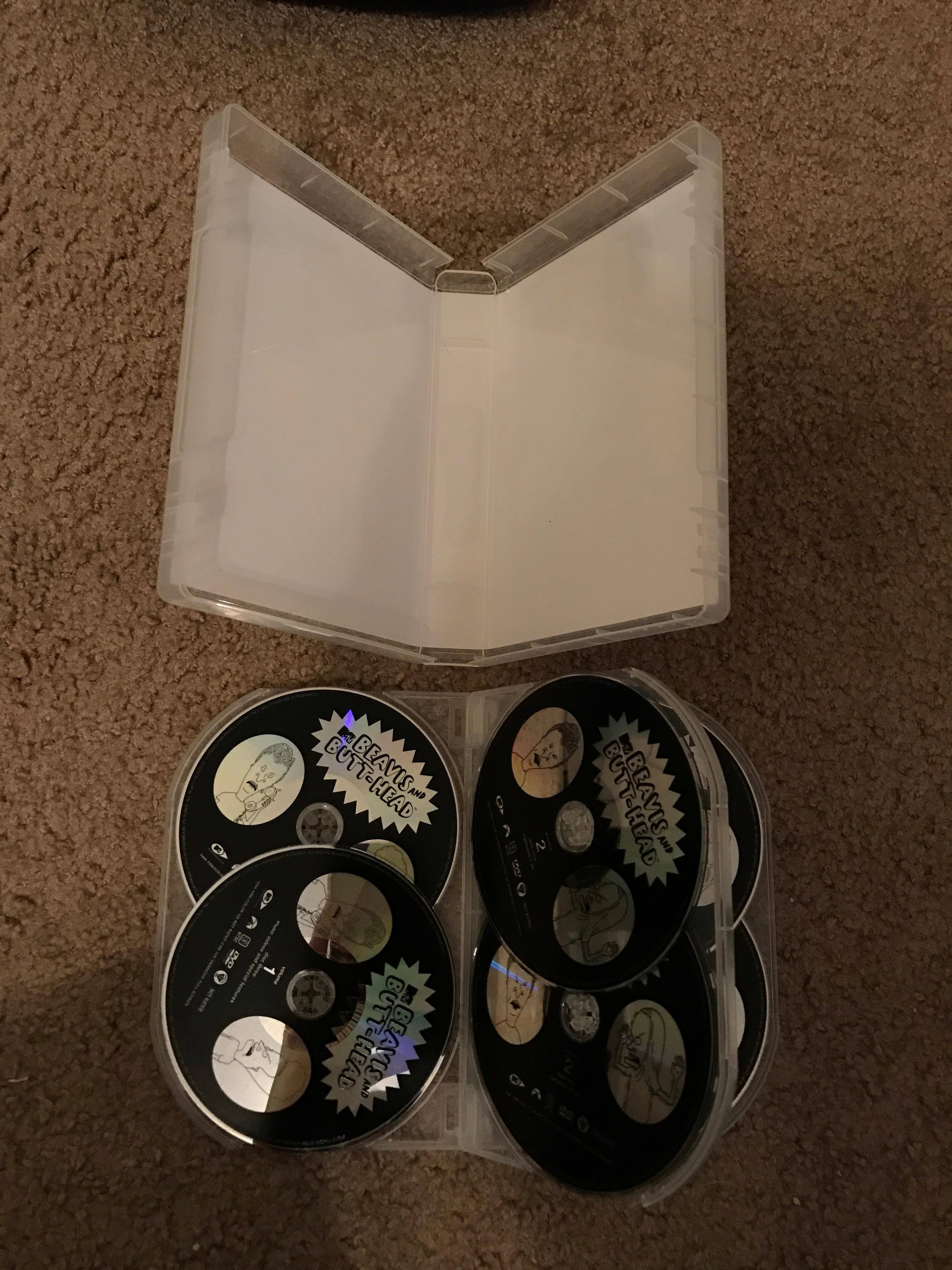 The inside of the case and the DVD holder, click to load a larger version