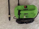 Greenworks 1900 PSI 1.2 GPM Electric Pressure Washer Combo Kit Green  5125702 - Best Buy