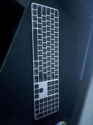 Magic Keyboard with Touch ID and Numeric Keypad for Mac Magic Keyboard with Touch ID and Numeric Keypad for Mac
