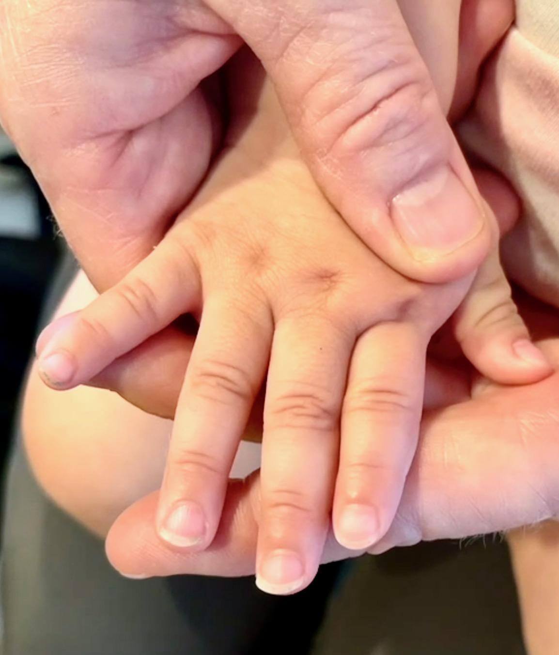 Tiny hand nails, click to load a larger version