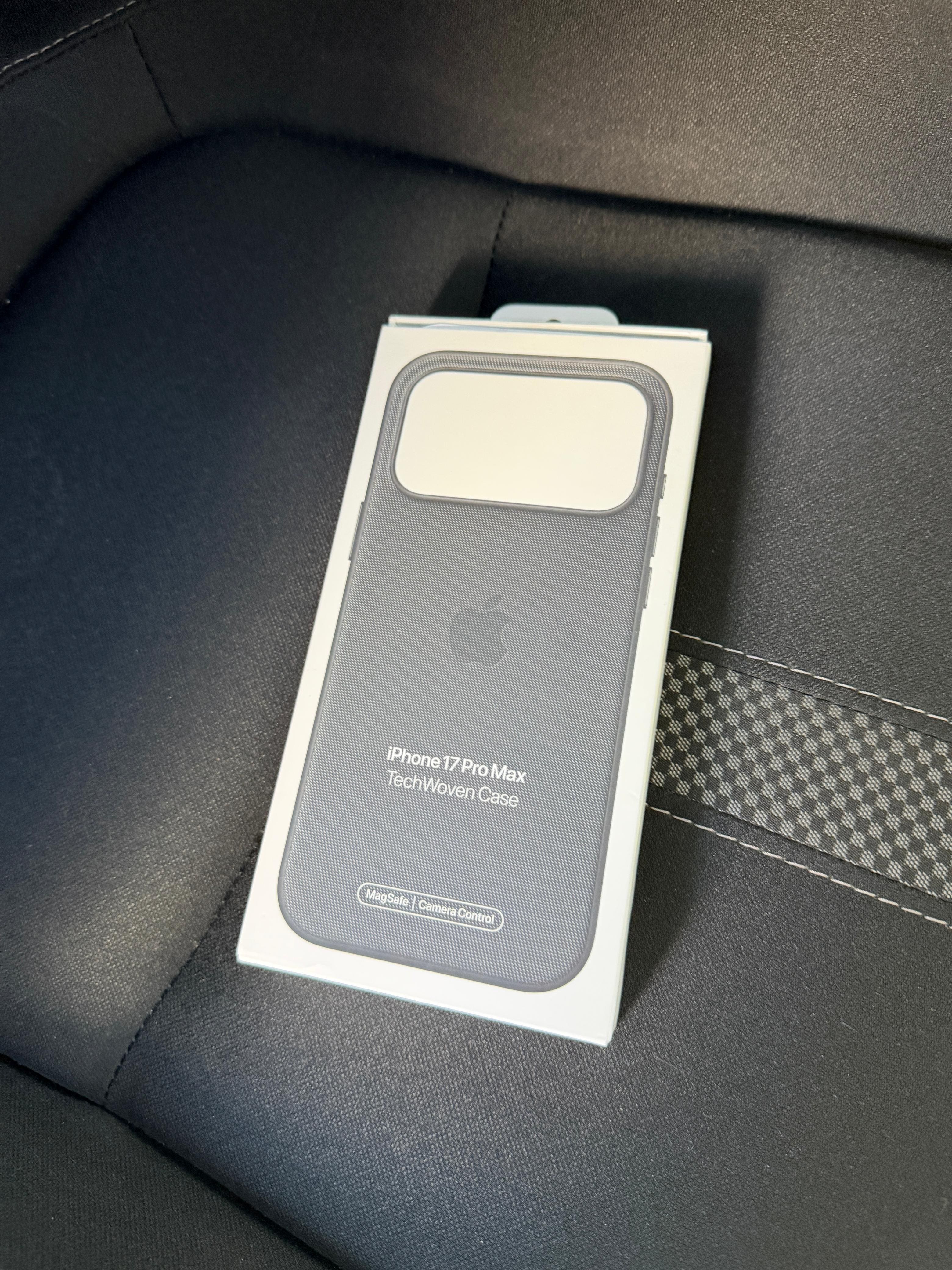 Apple iPhone 17 Pro Max TechWoven Case with MagSafe Black MGF84LL