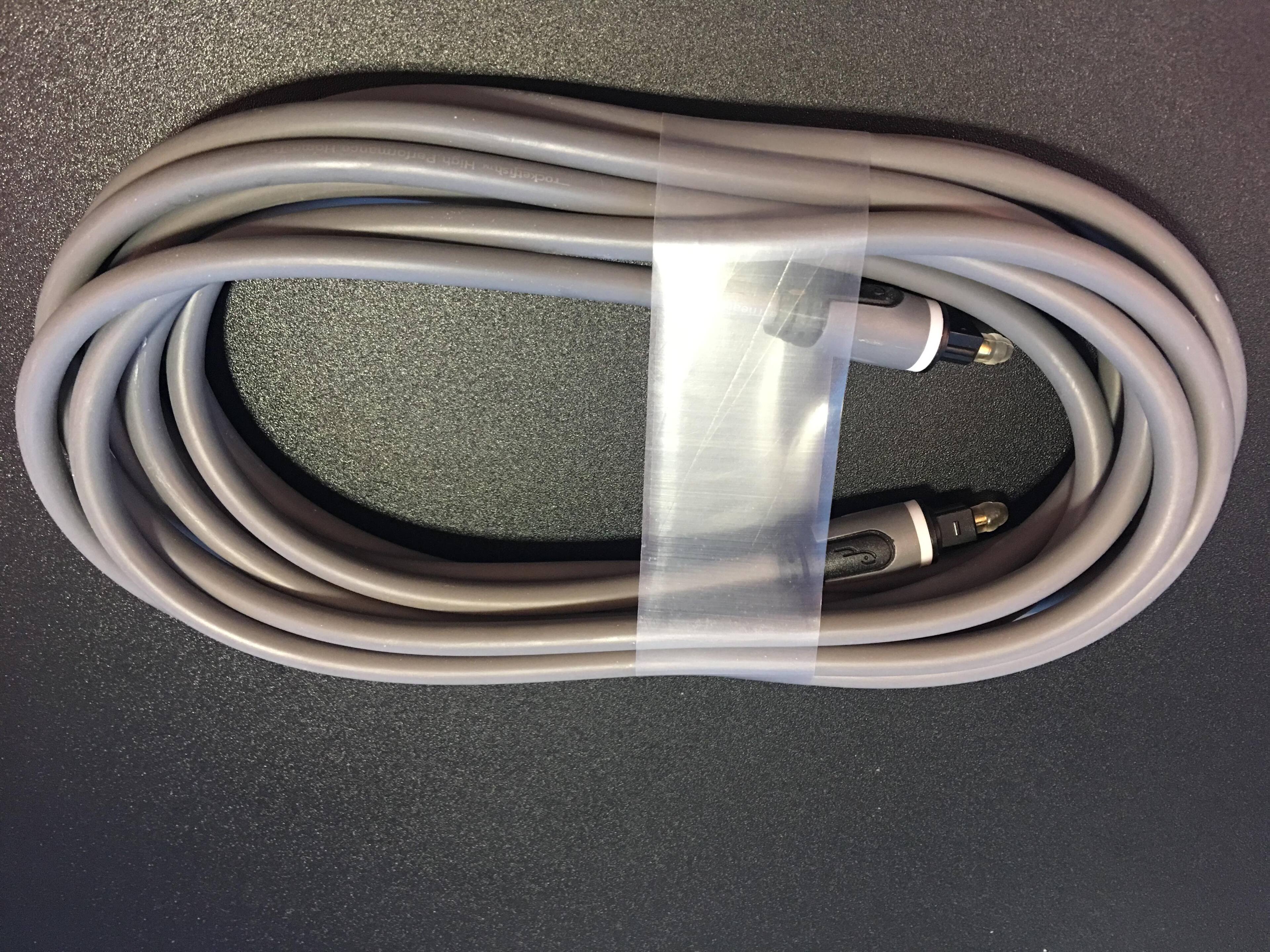 Rocketfish Digital Audio Cable, click to load a larger version