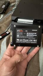 Samsung 870 EVO 1TB Internal SSD SATA MZ-77E1T0B/AM - Best Buy Samsung 870 EVO 1TB Internal SSD SATA MZ-77E1T0B/AM - Best Buy