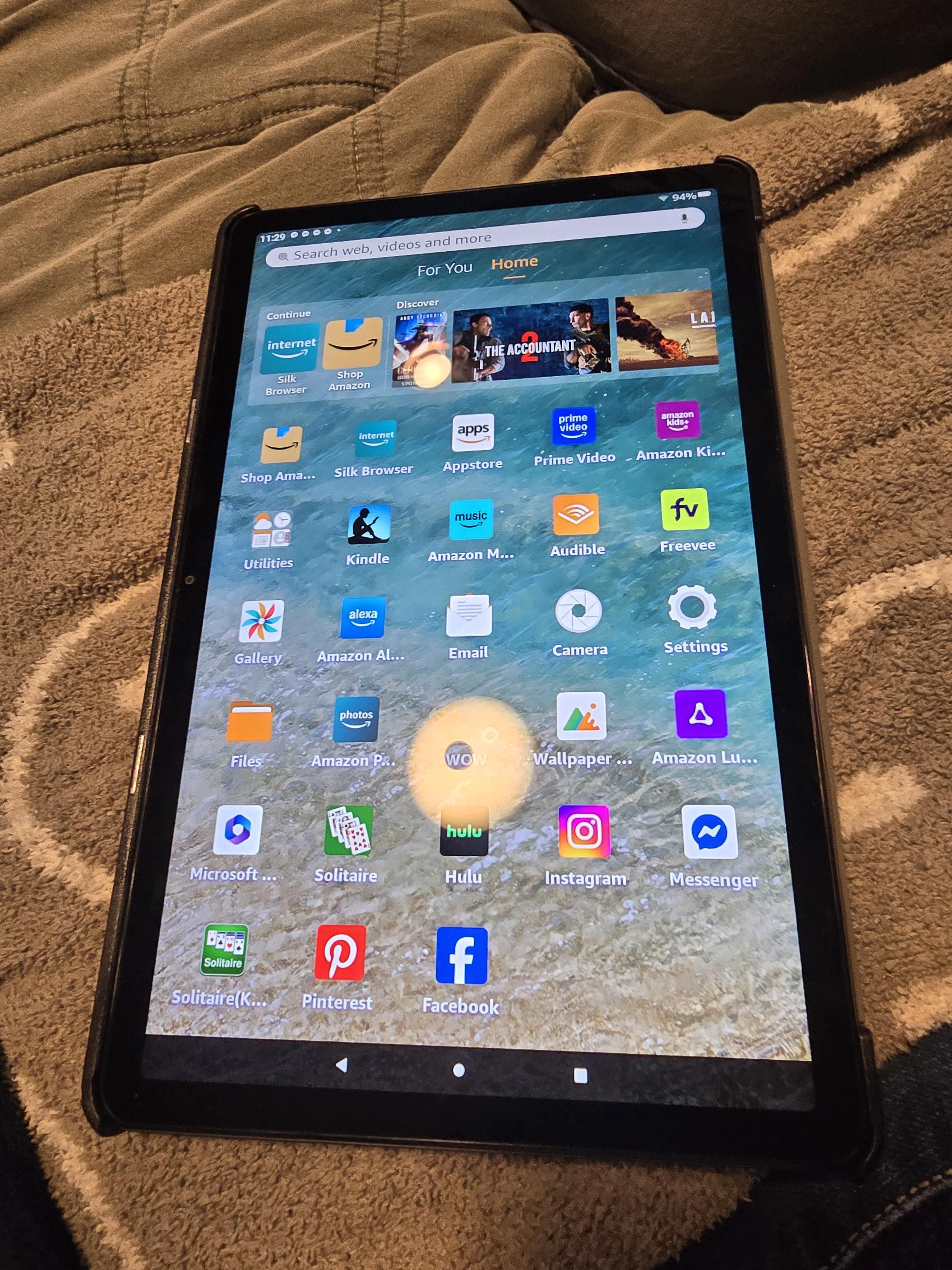 Amazon Fire Max 11 tablet, vivid 11