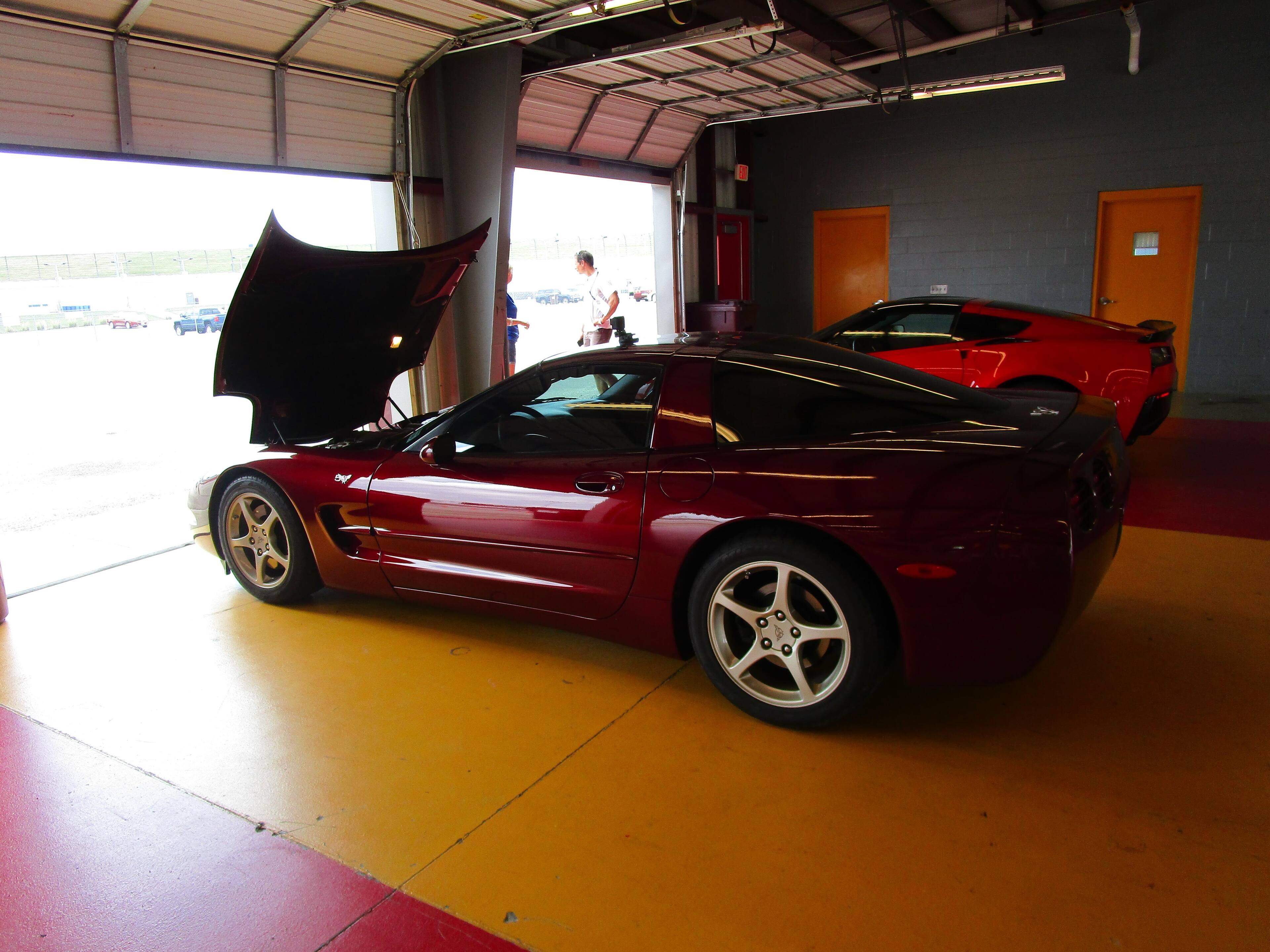 Hero 5 Black on roof., click to load a larger version