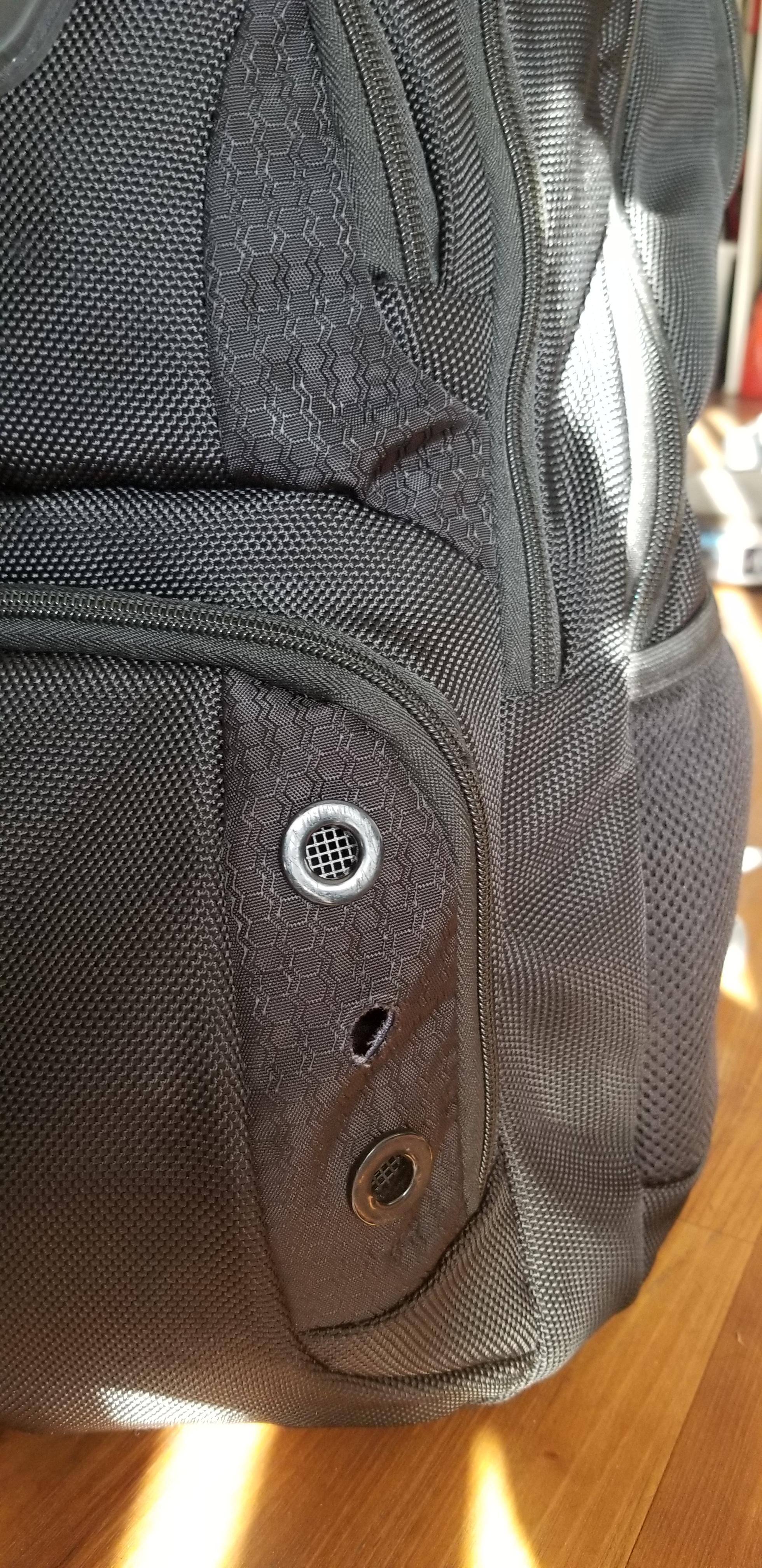 Lil circle thingy fell off, click to load a larger version