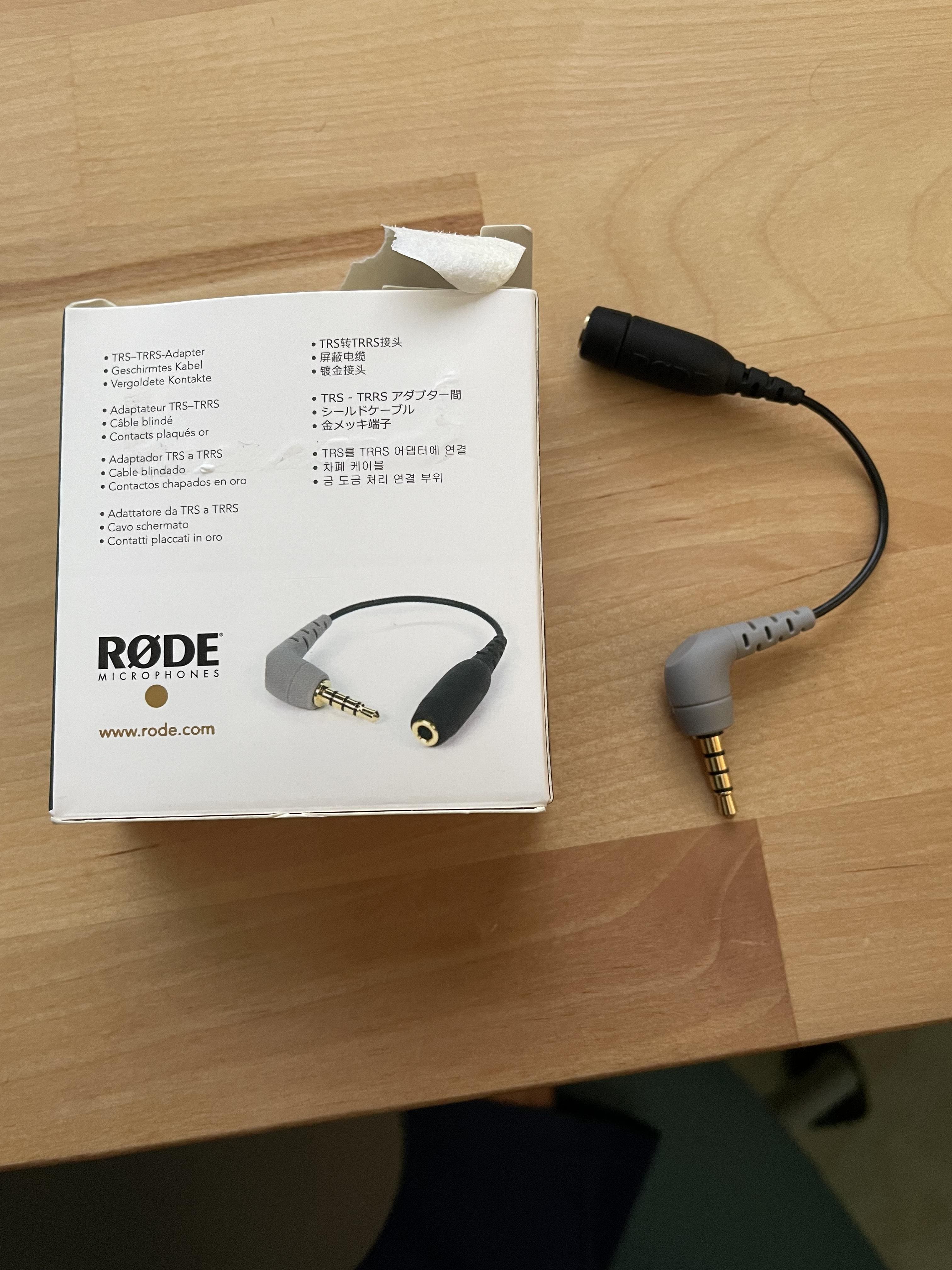 RØDE SC4 3.5mm to 3.5mm Female/Male Microphone Adapter Gray/Black