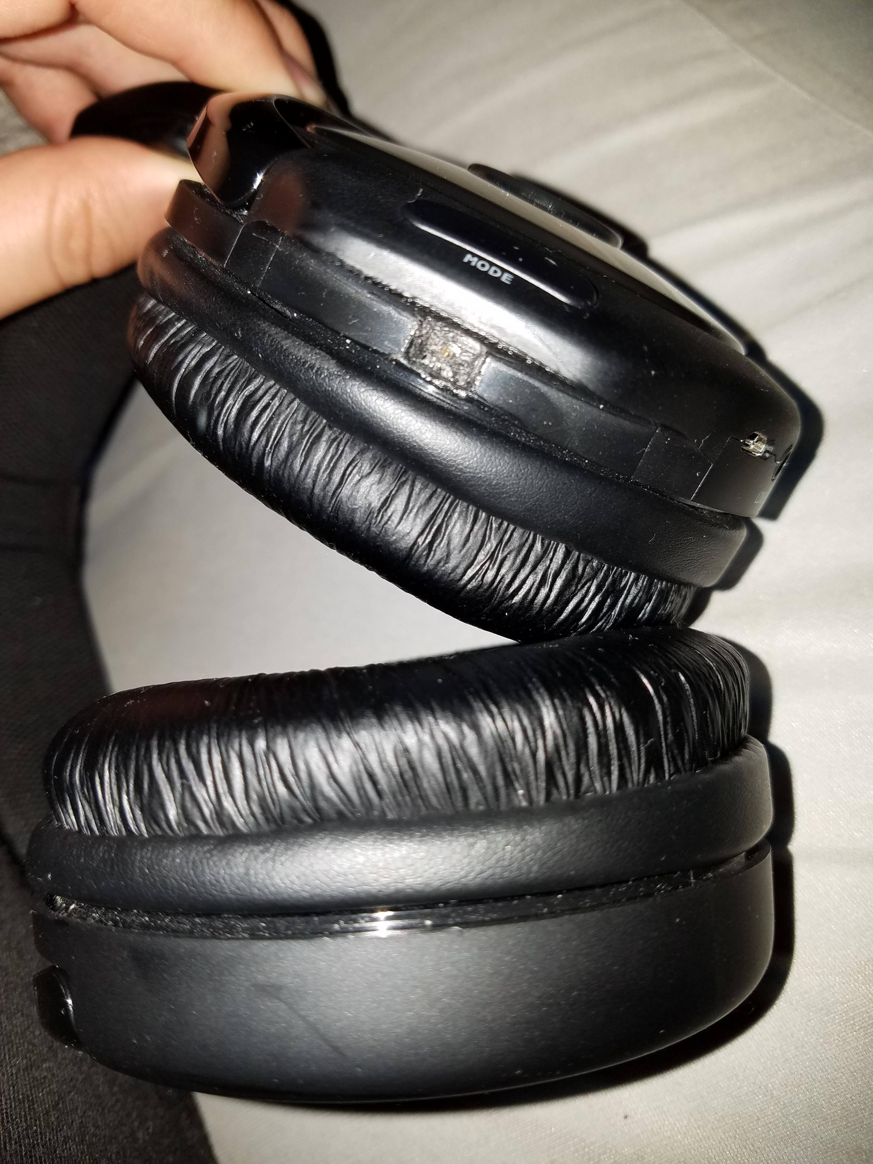 This is where the microphone busted off., click to load a larger version