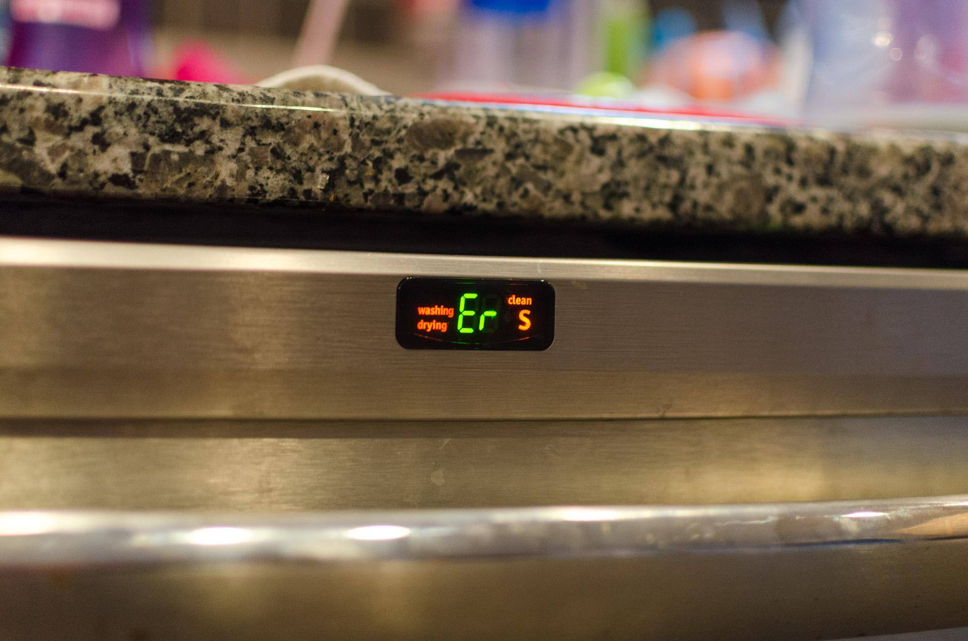 blinking error message, click to load a larger version