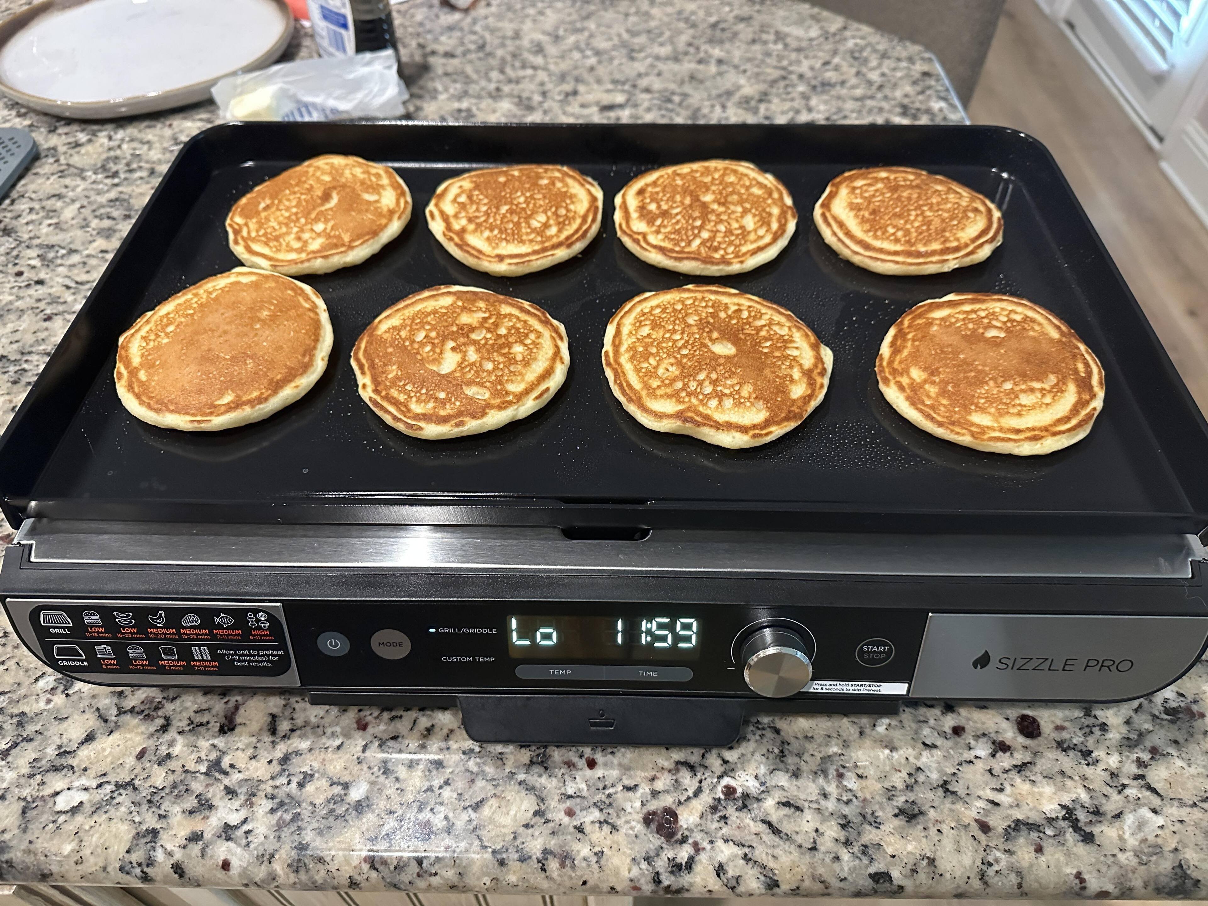 Perfectly cooked pancakes! Can't get more consistent than this, click to load a larger version