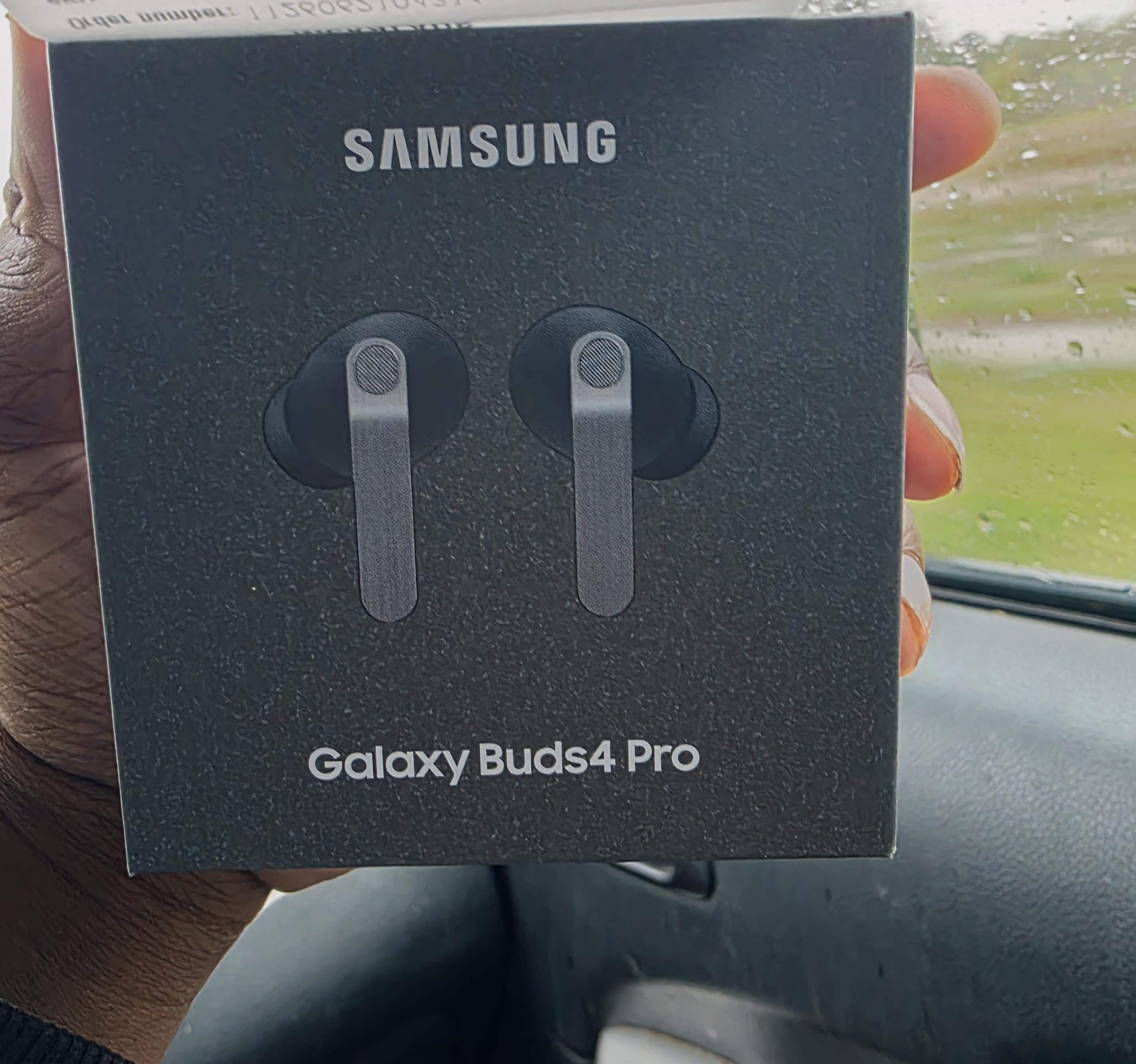 Samsung Galaxy Buds4 Pro Wireless Earbud Headphones Black SM
