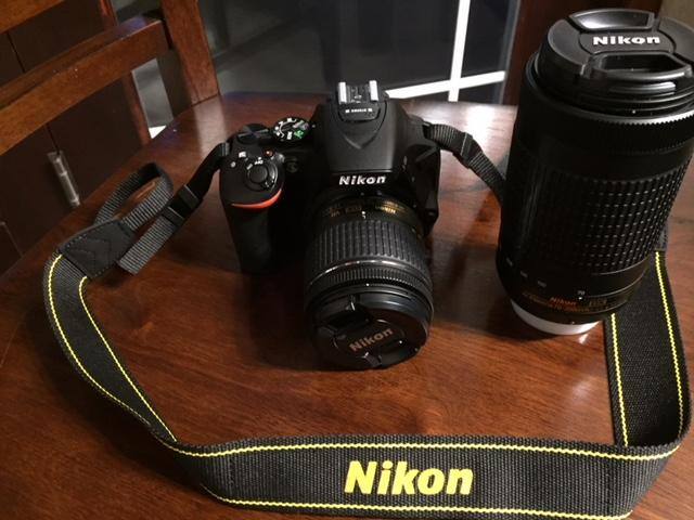ショット数807枚 D5600  18-55 VR＋70-300 VR Kit Nikon D5600 Dual Lens Camera Kit w/18-55mm VR II & 70-300mm Lens