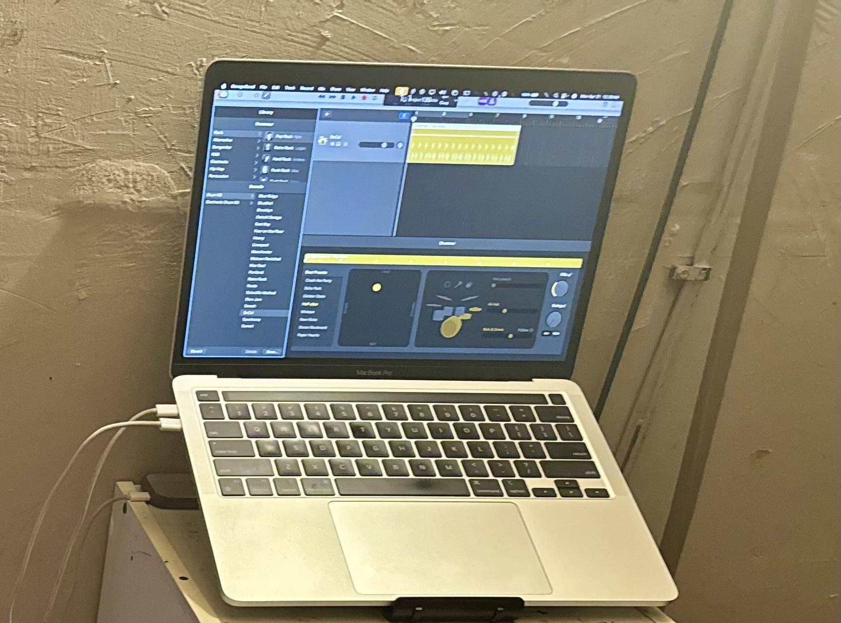 Geek Squad Certified Refurbished MacBook Pro 13.3